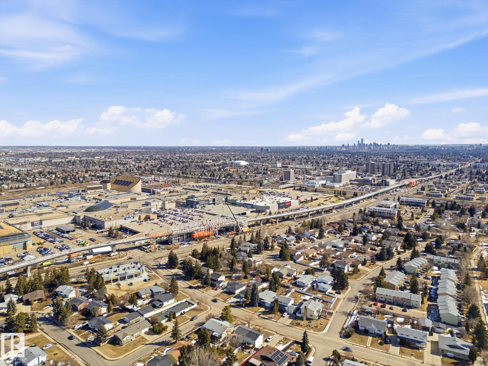 Photo 36 at 857 Erin Place NW, Thorncliffe, Edmonton