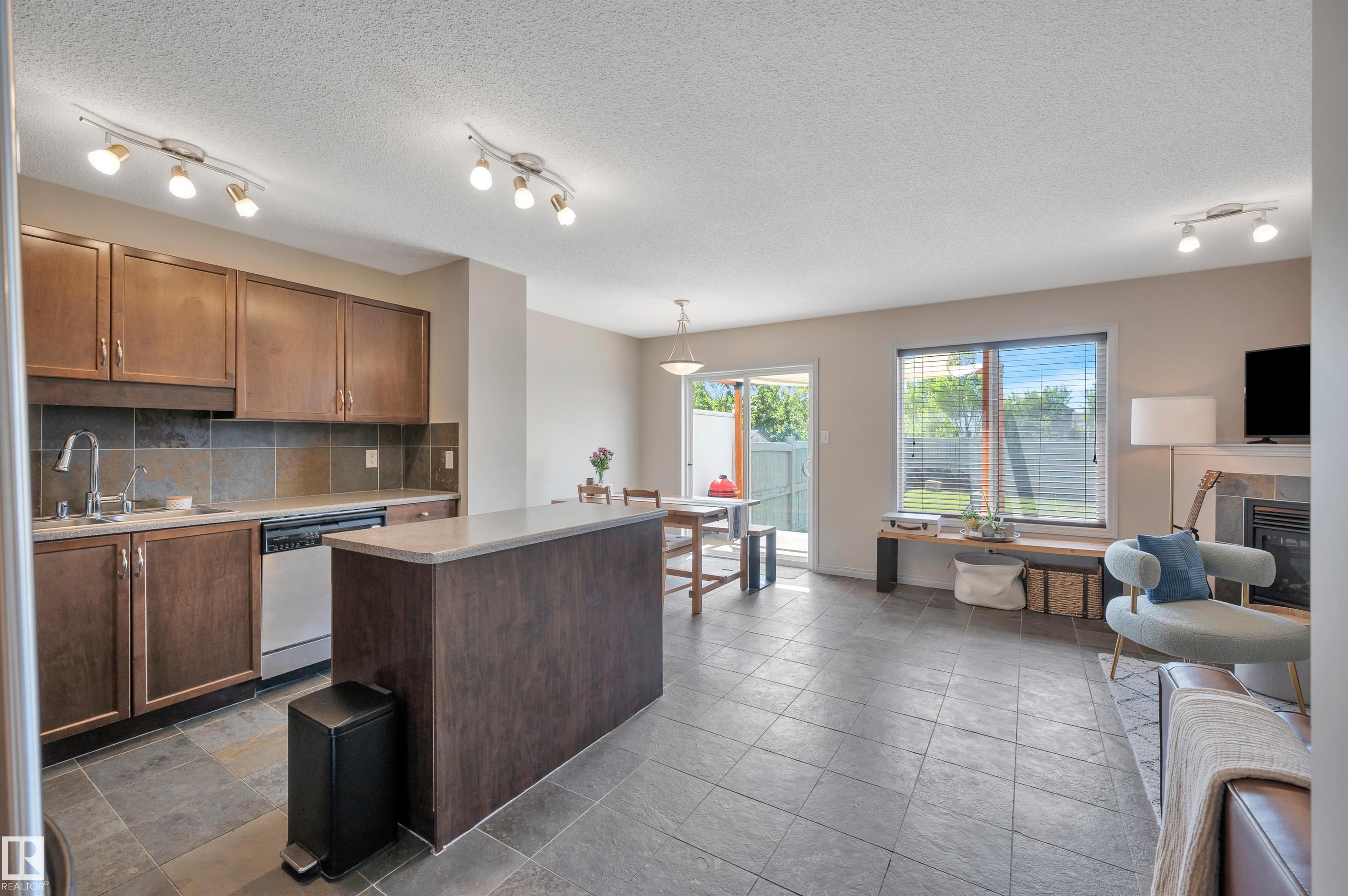 Photo 8 at 5819 8 Avenue SW, Charlesworth, Edmonton