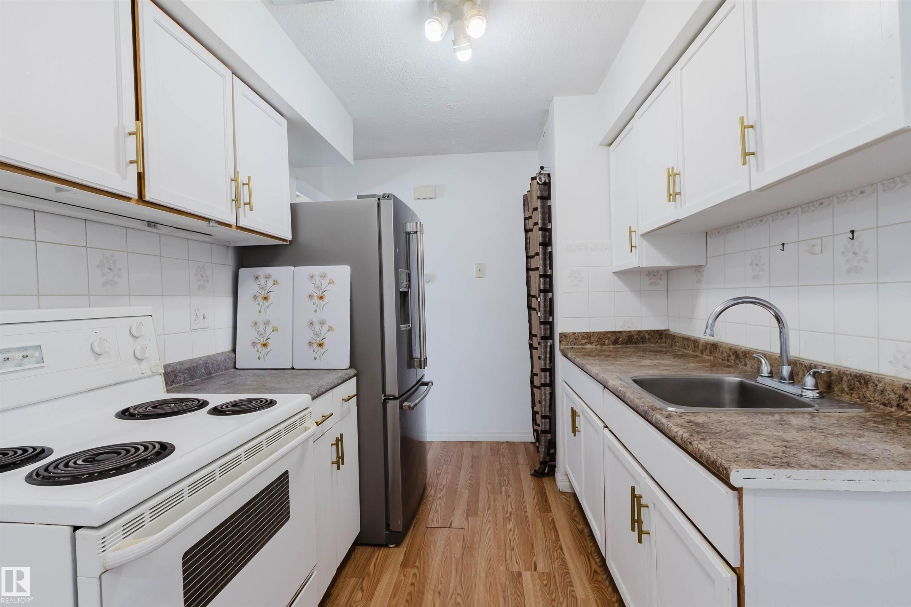 Photo 13 at 4 - 14310 80 Street NW, Kildare, Edmonton