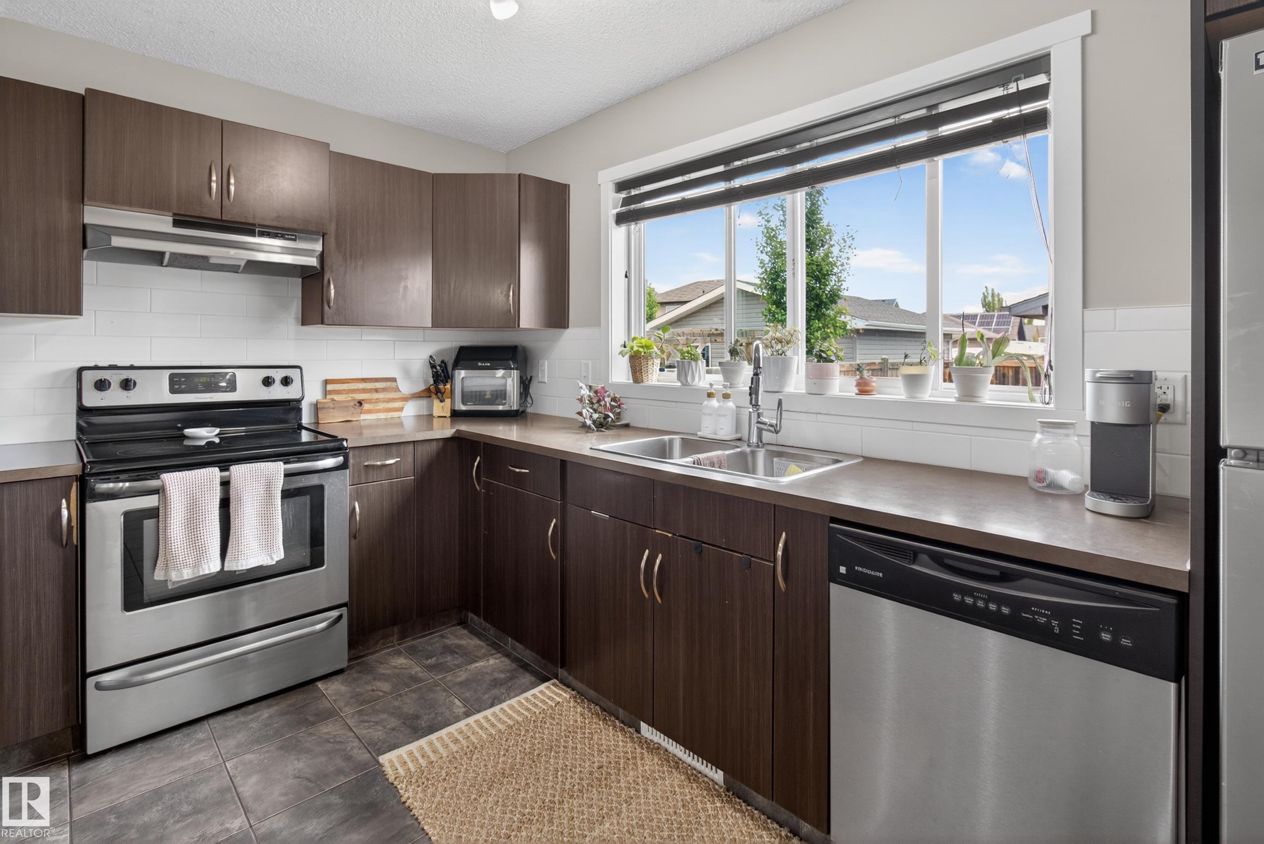 Photo 12 at 3611 12 Street NW, Tamarack, Edmonton