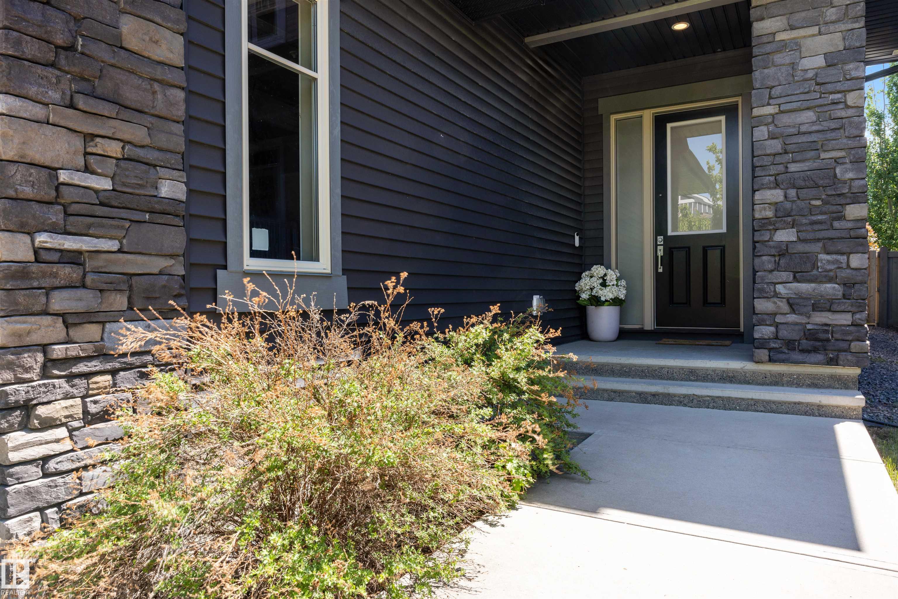 1979 Ainslie Link SW, Ambleside, Edmonton