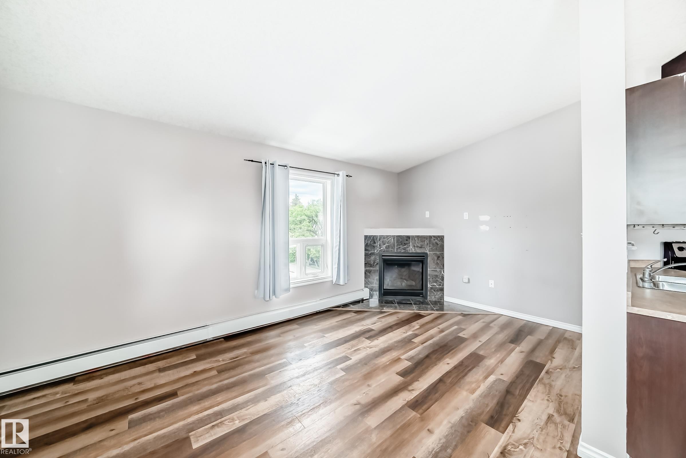 Photo 11 at 401 - 10710 116 Street NW, Queen Mary Park, Edmonton