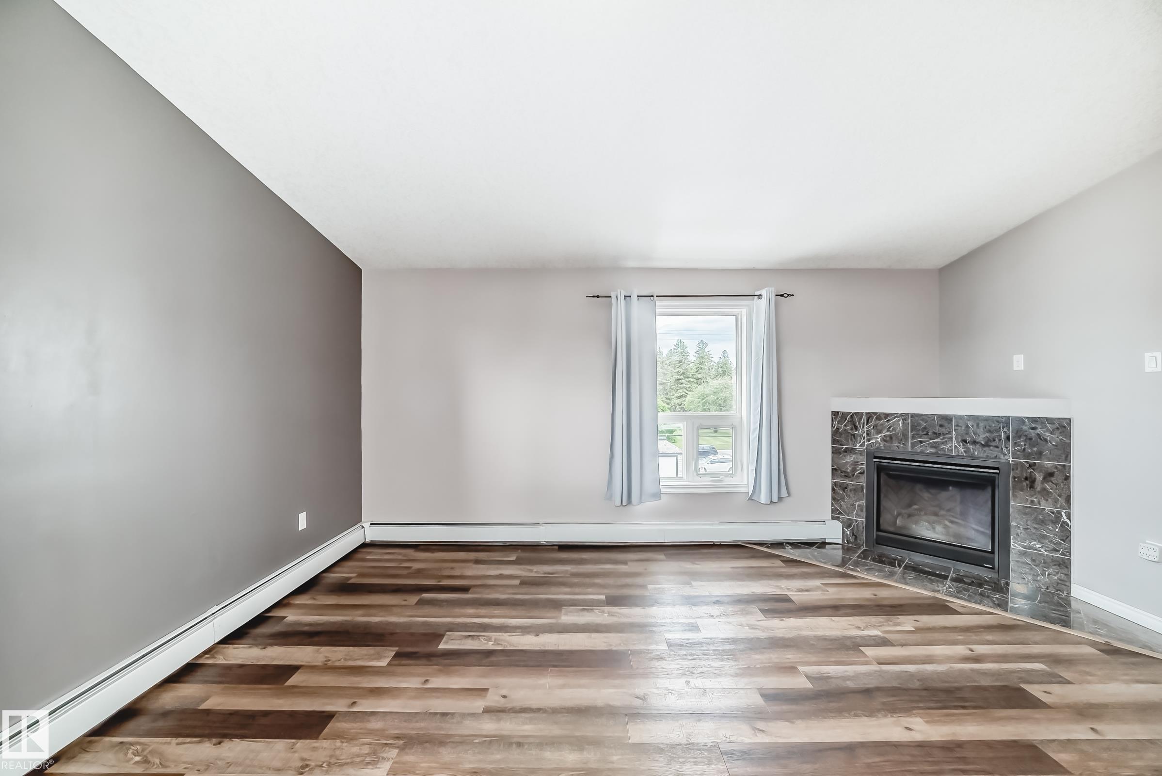 Photo 10 at 401 - 10710 116 Street NW, Queen Mary Park, Edmonton