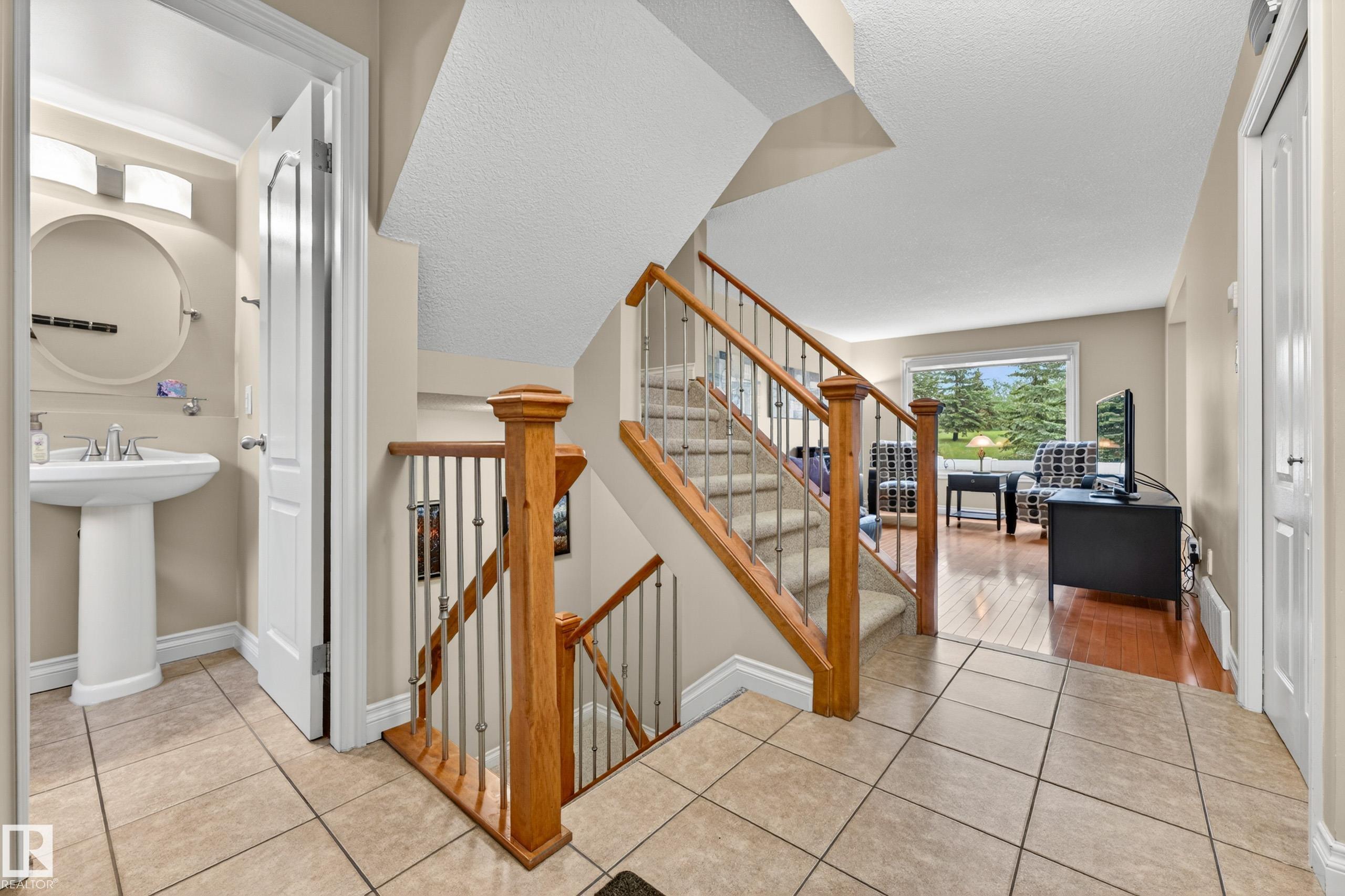 6 Great Oaks, Broadmoor Estates, Sherwood Park