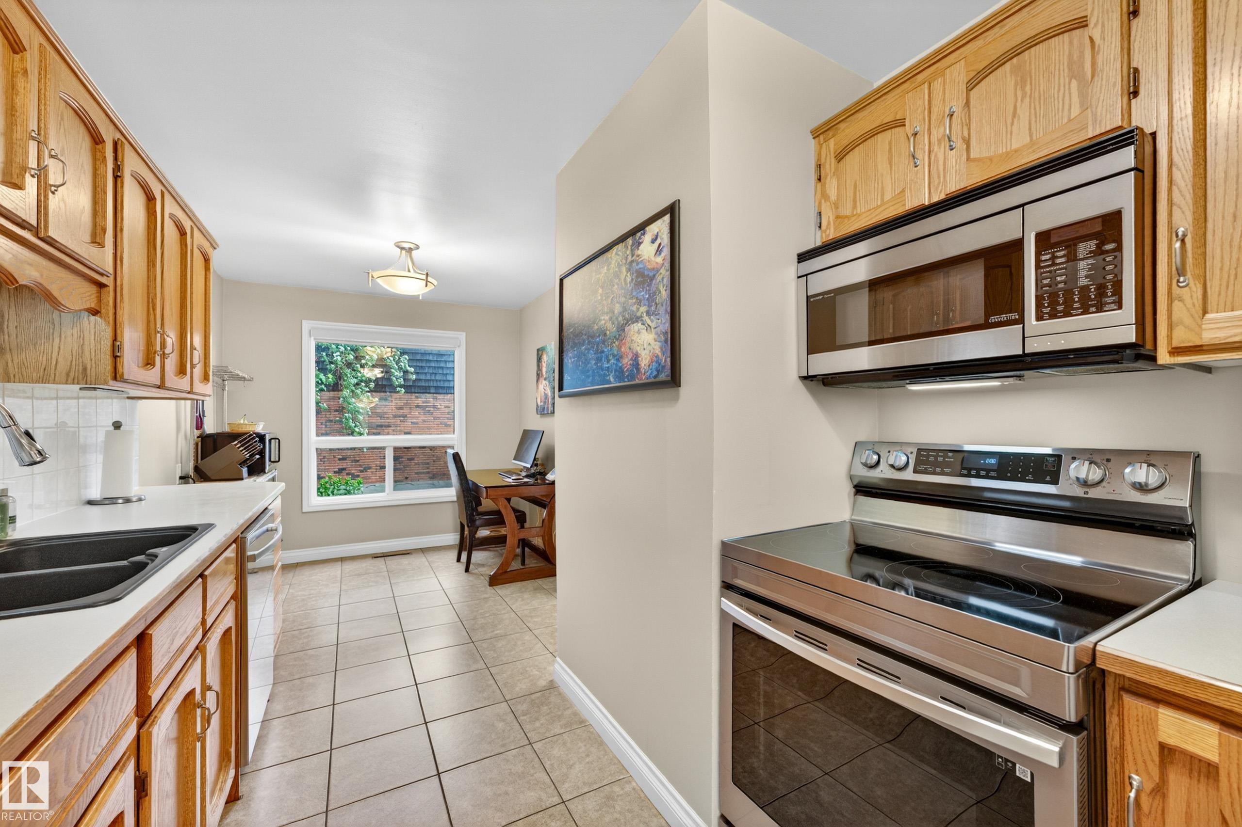 Photo 11 at 6 Great Oaks, Broadmoor Estates, Sherwood Park