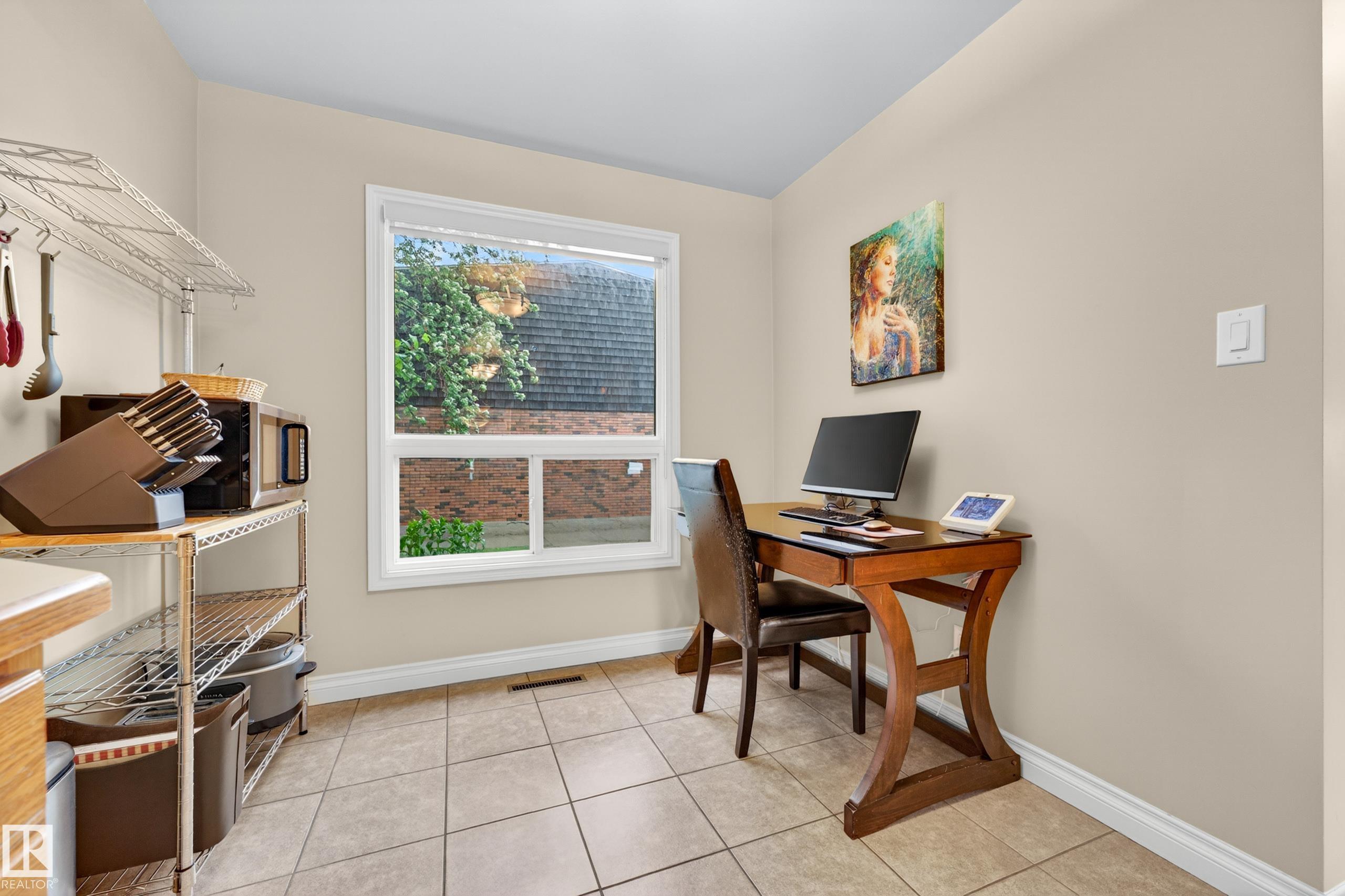 Photo 13 at 6 Great Oaks, Broadmoor Estates, Sherwood Park