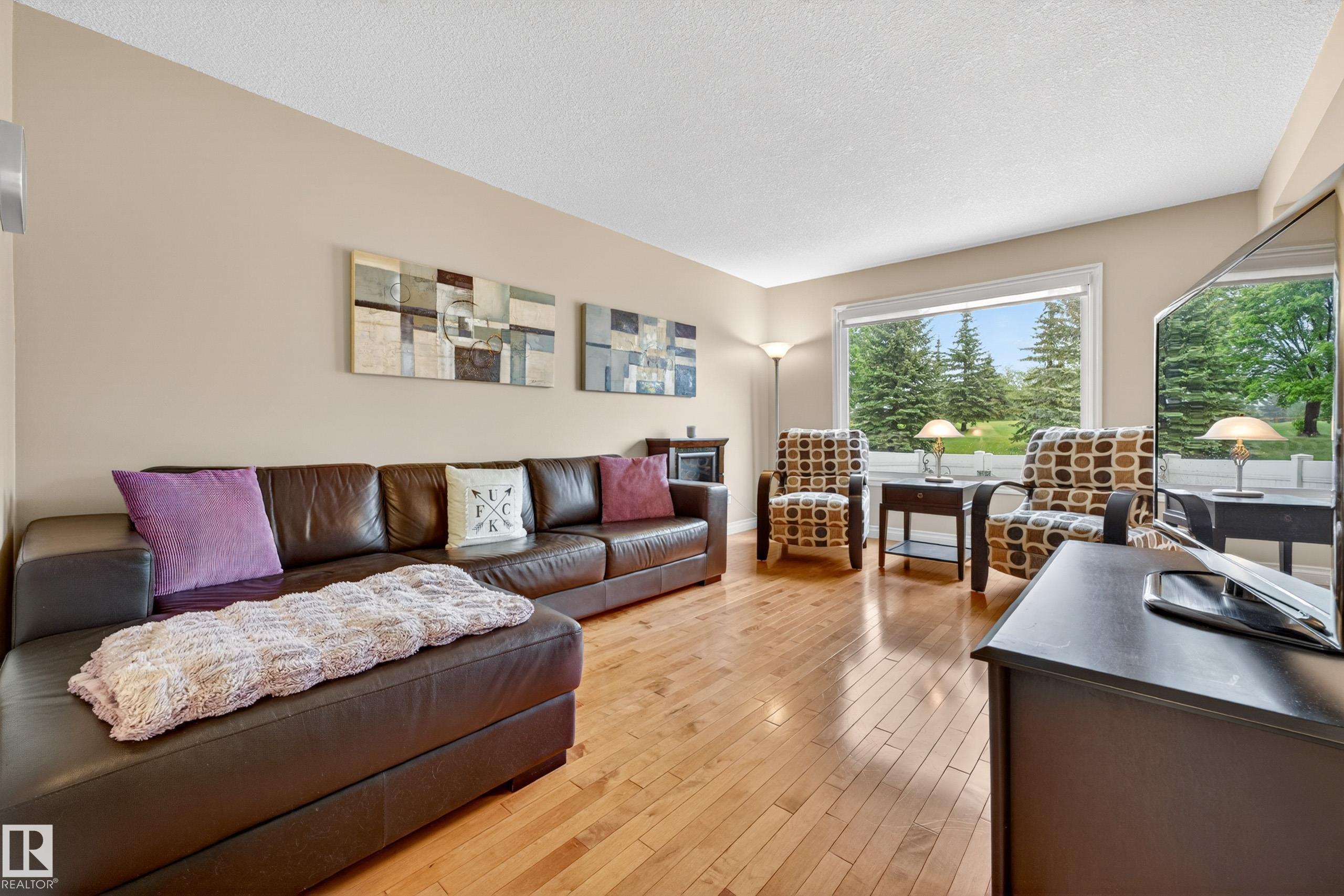 6 Great Oaks, Broadmoor Estates, Sherwood Park