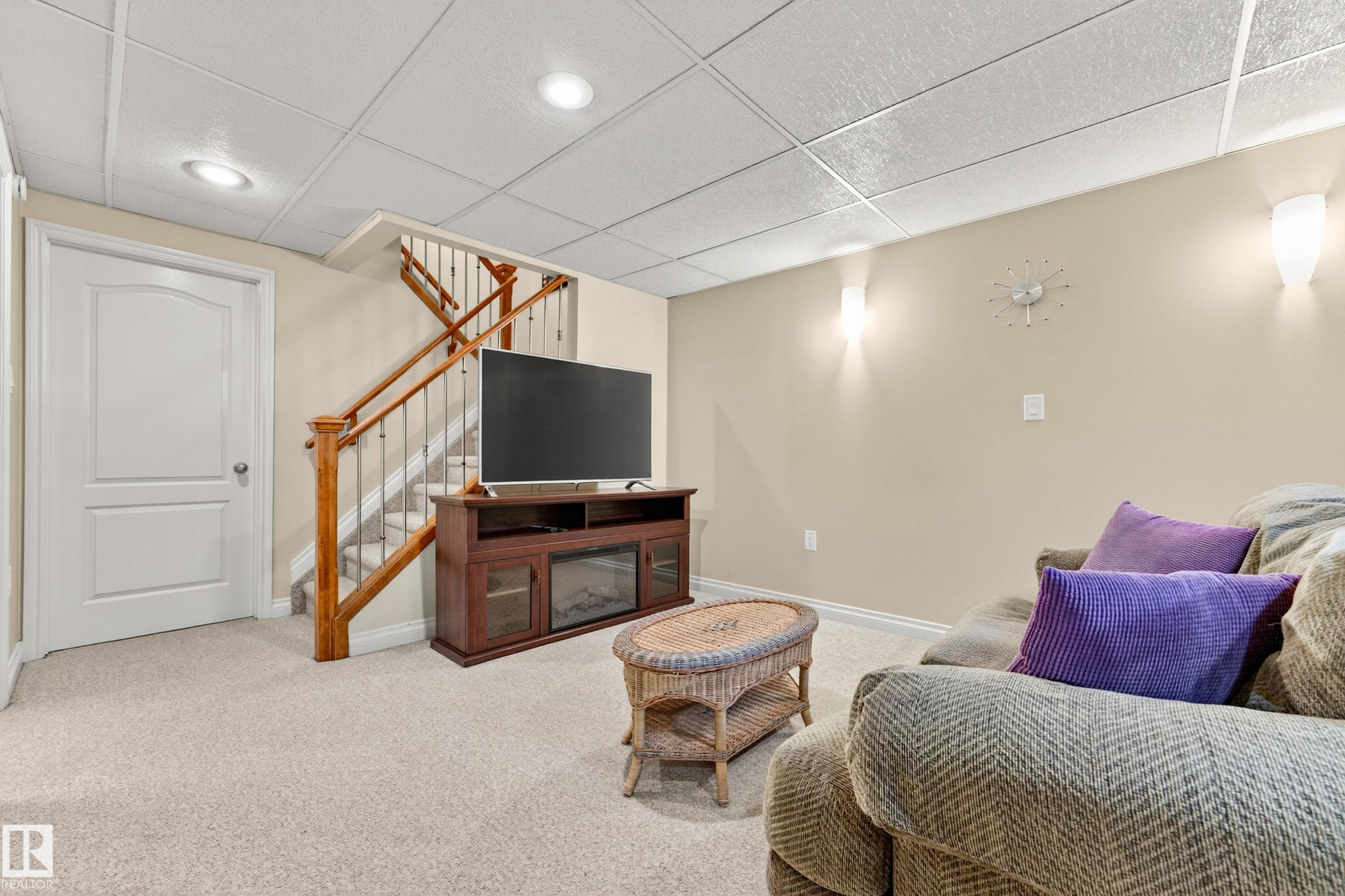 Photo 27 at 6 Great Oaks, Broadmoor Estates, Sherwood Park