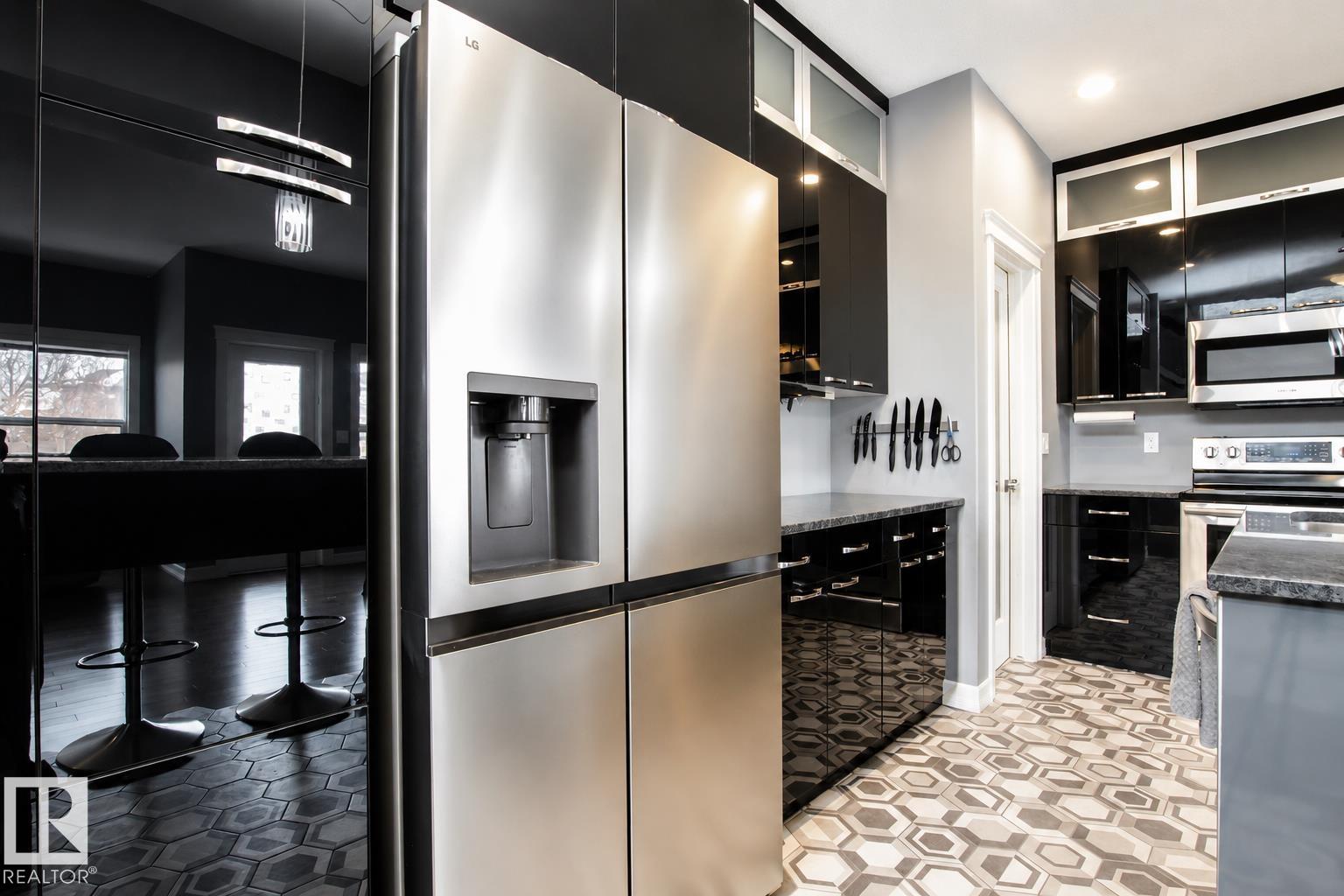 Photo 12 at 3334 Hilton Crescent NW, The Hamptons, Edmonton