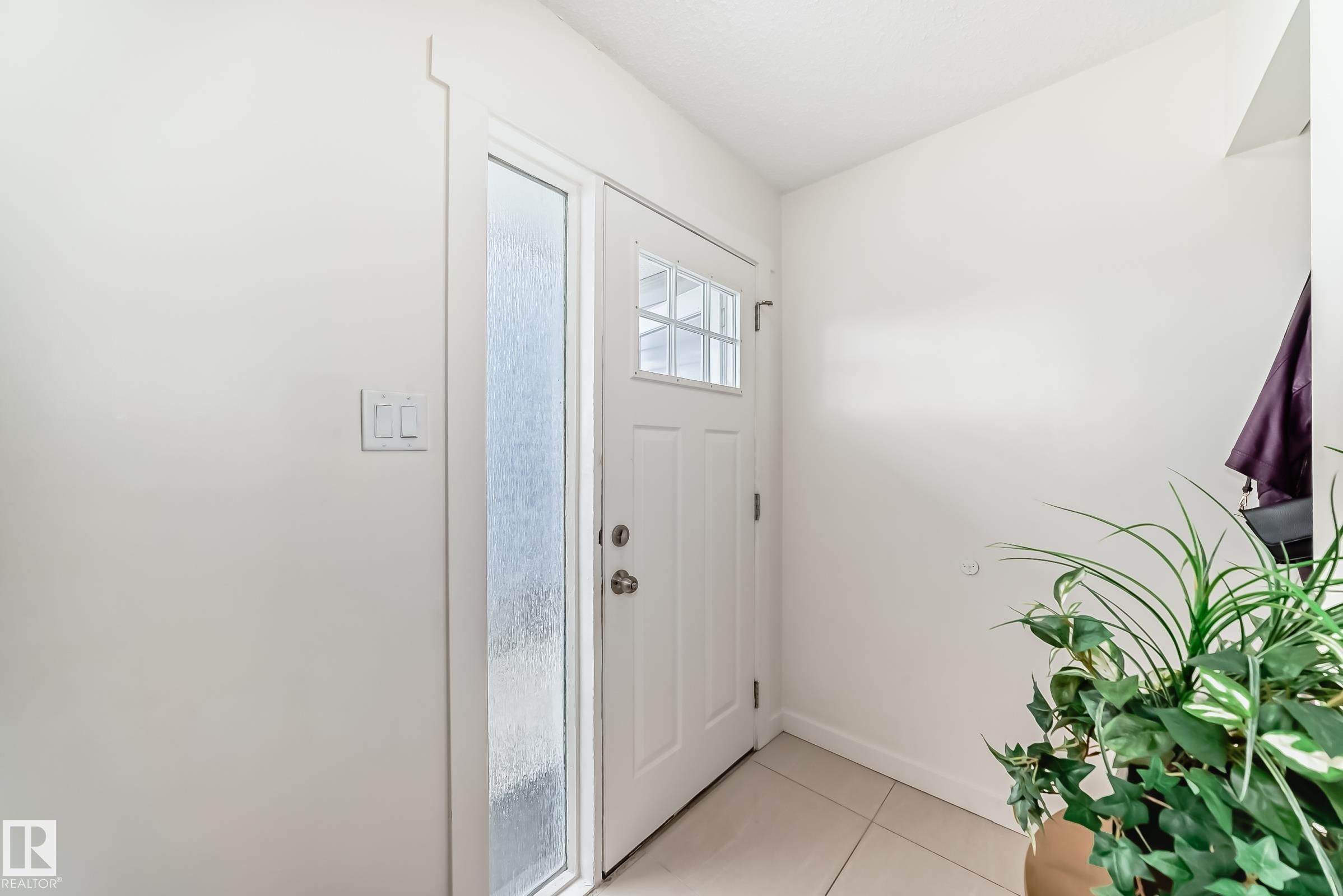 75 Amberly crest NW, Casselman, Edmonton