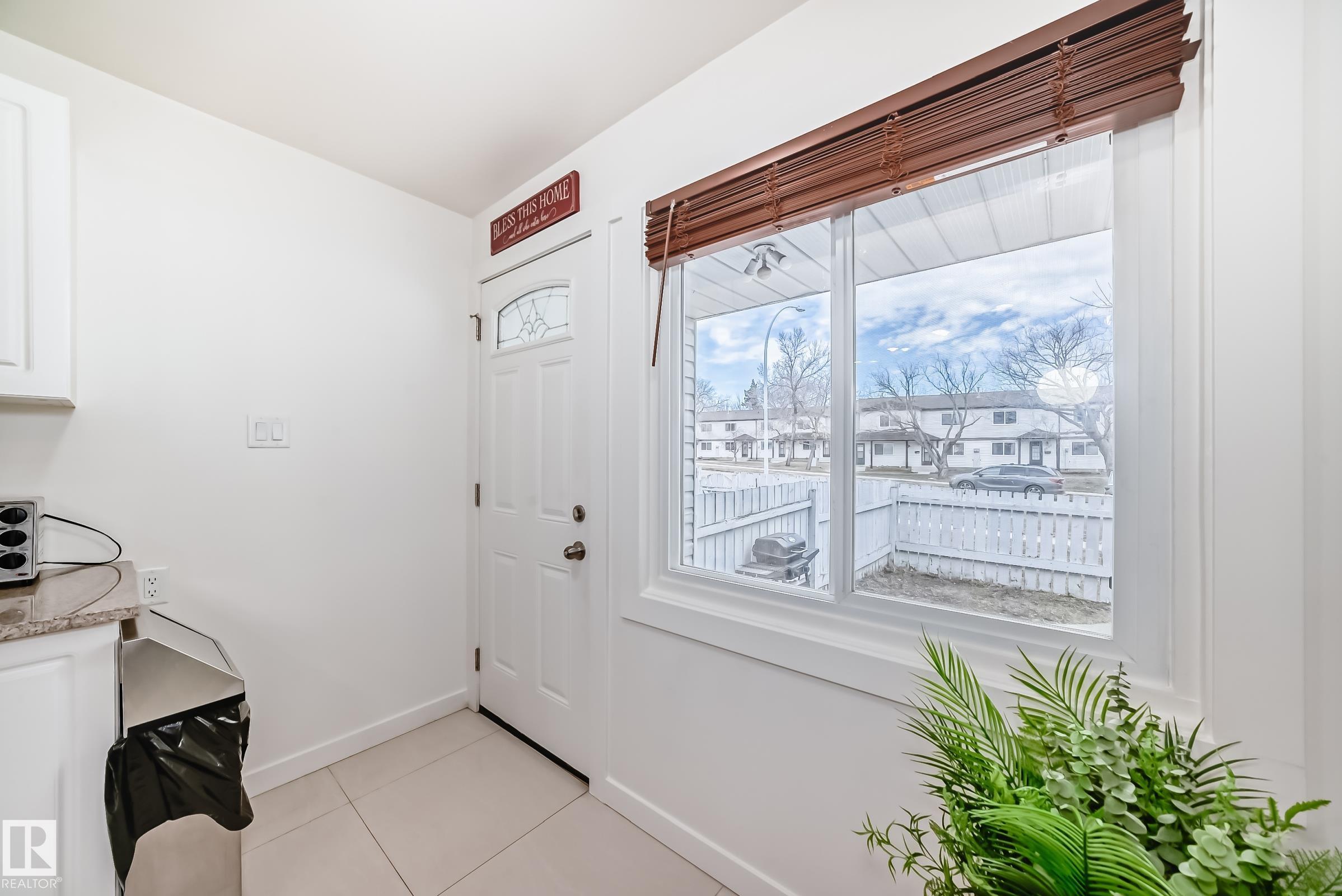 Photo 13 at 75 Amberly crest NW, Casselman, Edmonton