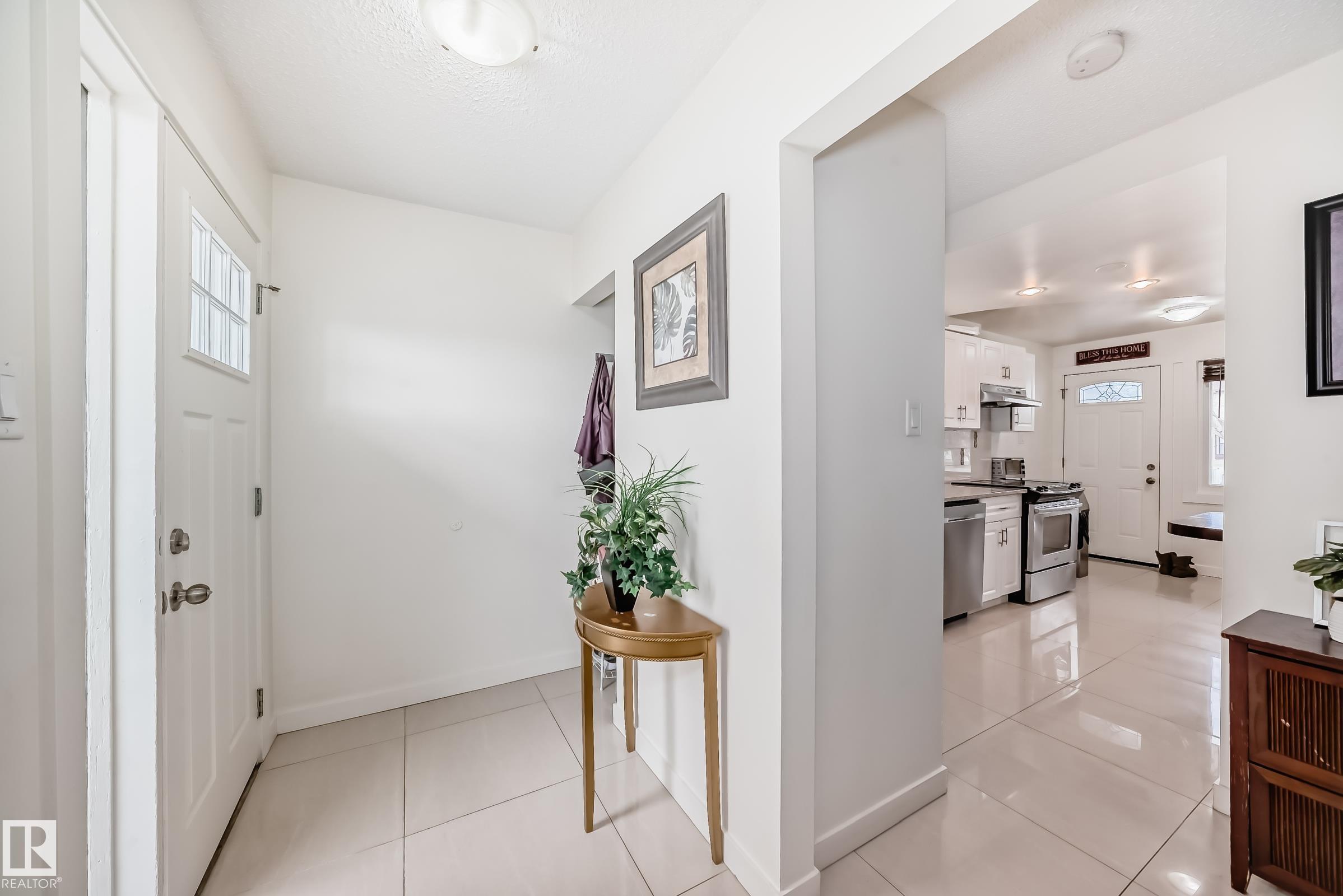 75 Amberly crest NW, Casselman, Edmonton