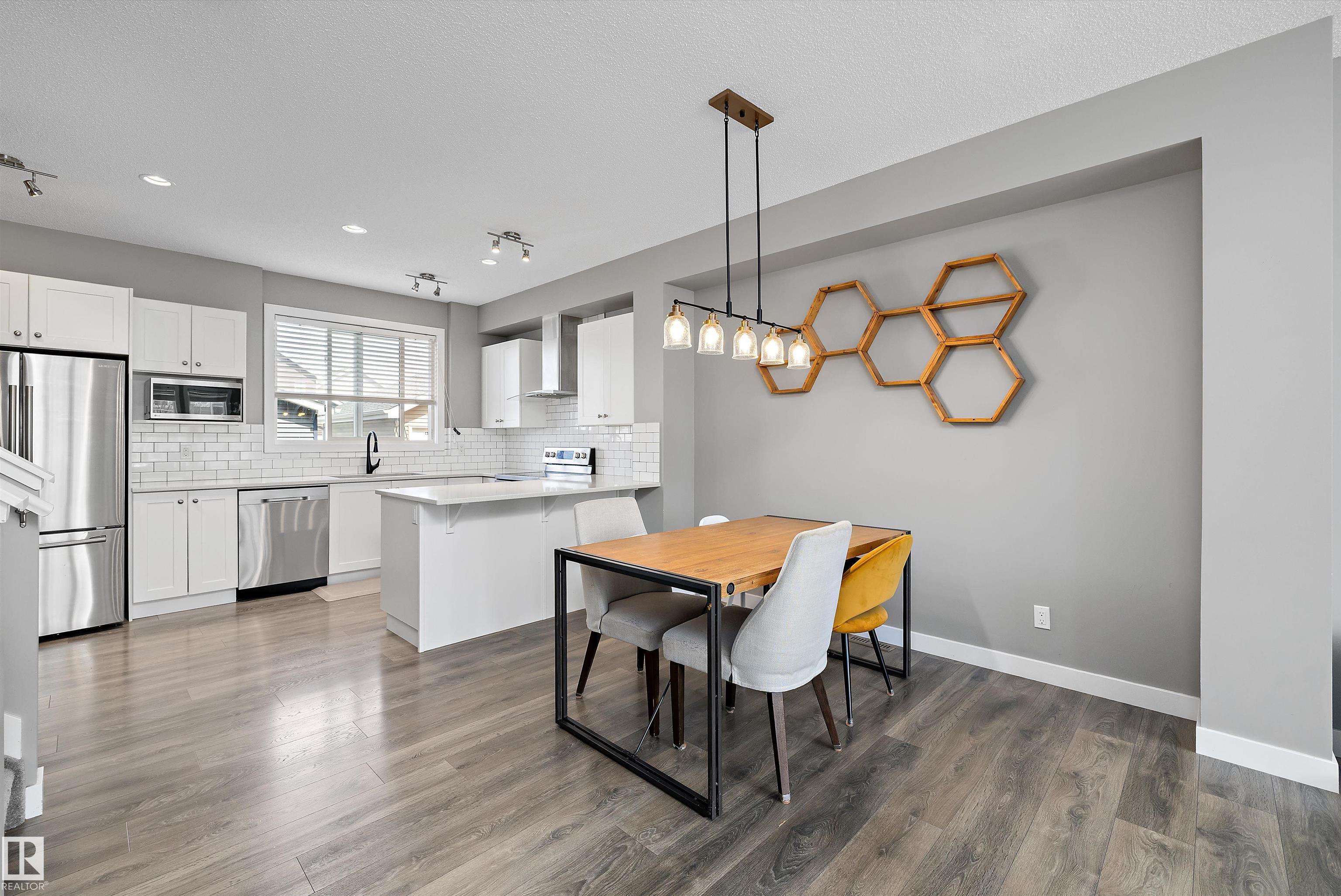 Photo 9 at 8412 24 Avenue SW, Summerside, Edmonton
