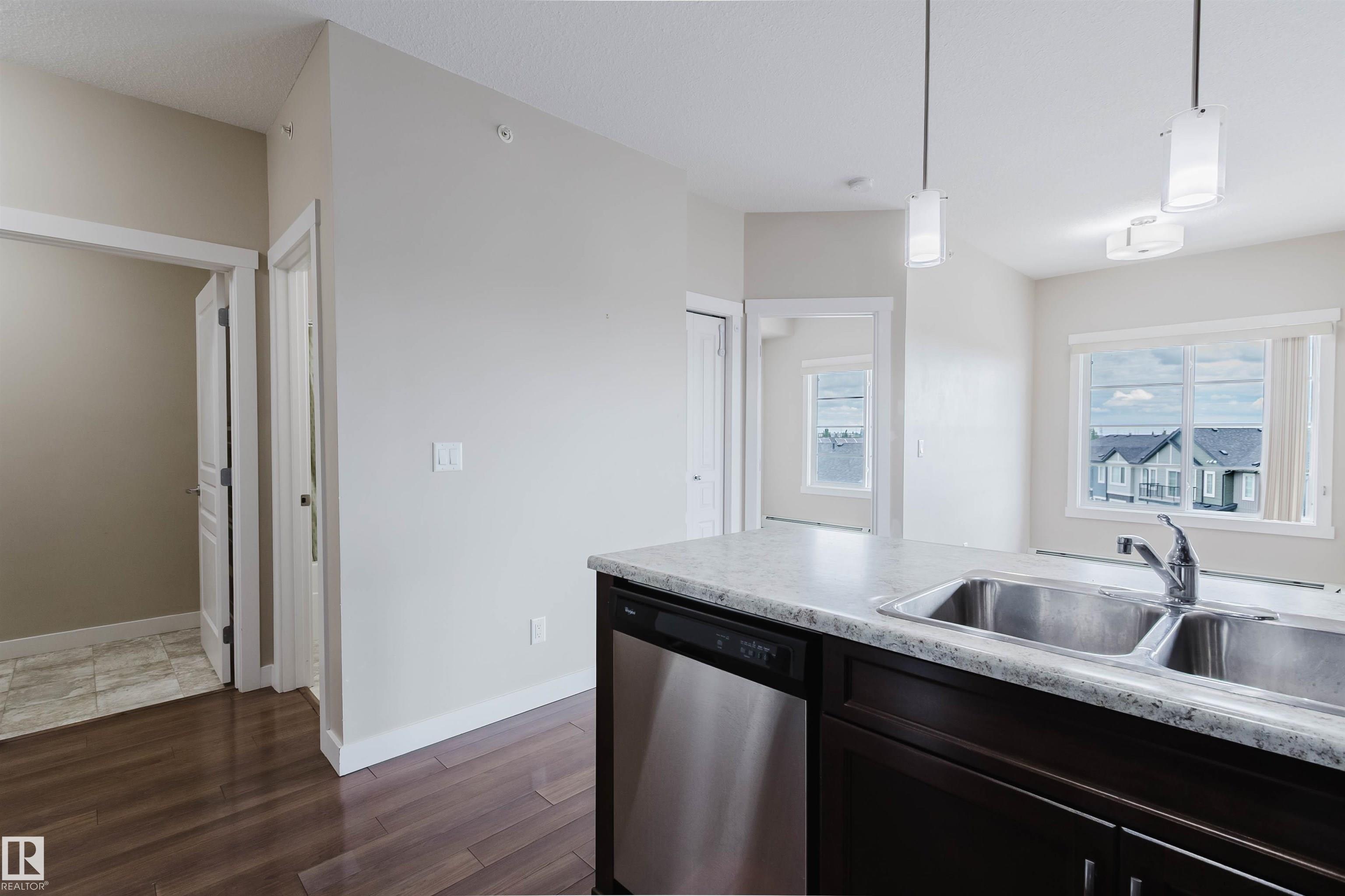 Photo 12 at 402 - 3670 139 Avenue NW, Clareview Town Centre, Edmonton