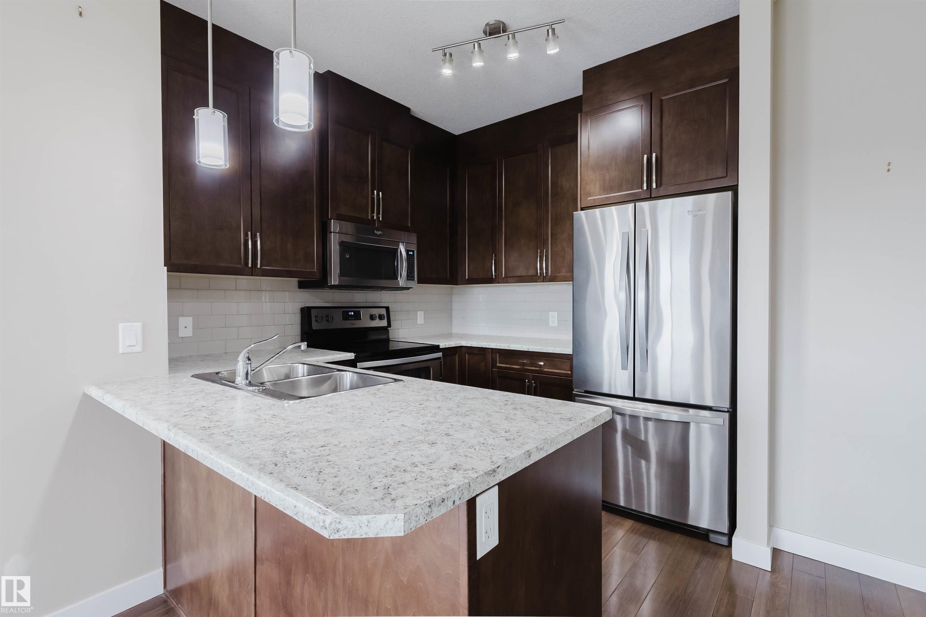 Photo 8 at 402 - 3670 139 Avenue NW, Clareview Town Centre, Edmonton