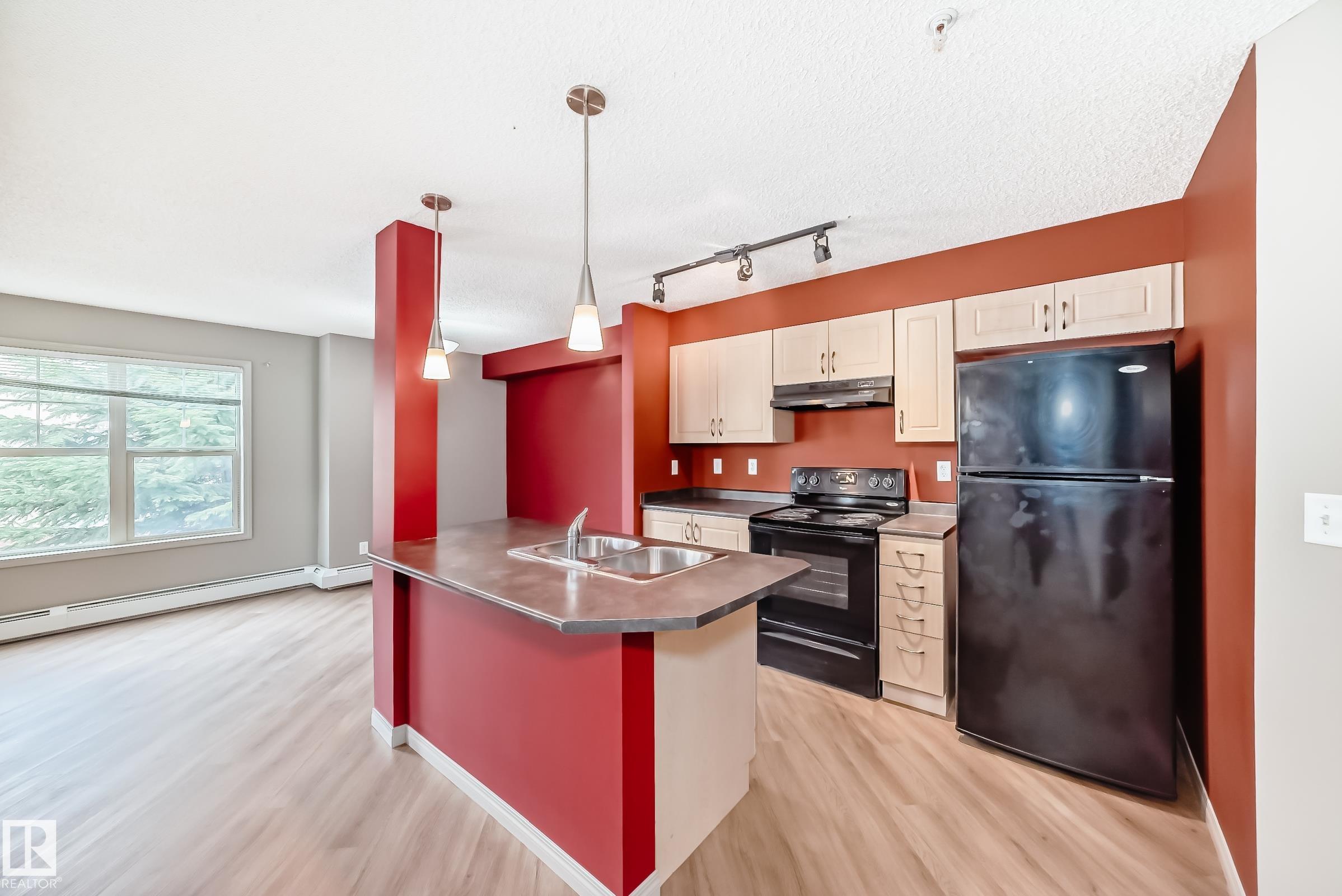 211 - 11441 Ellerslie Road SW, Rutherford, Edmonton