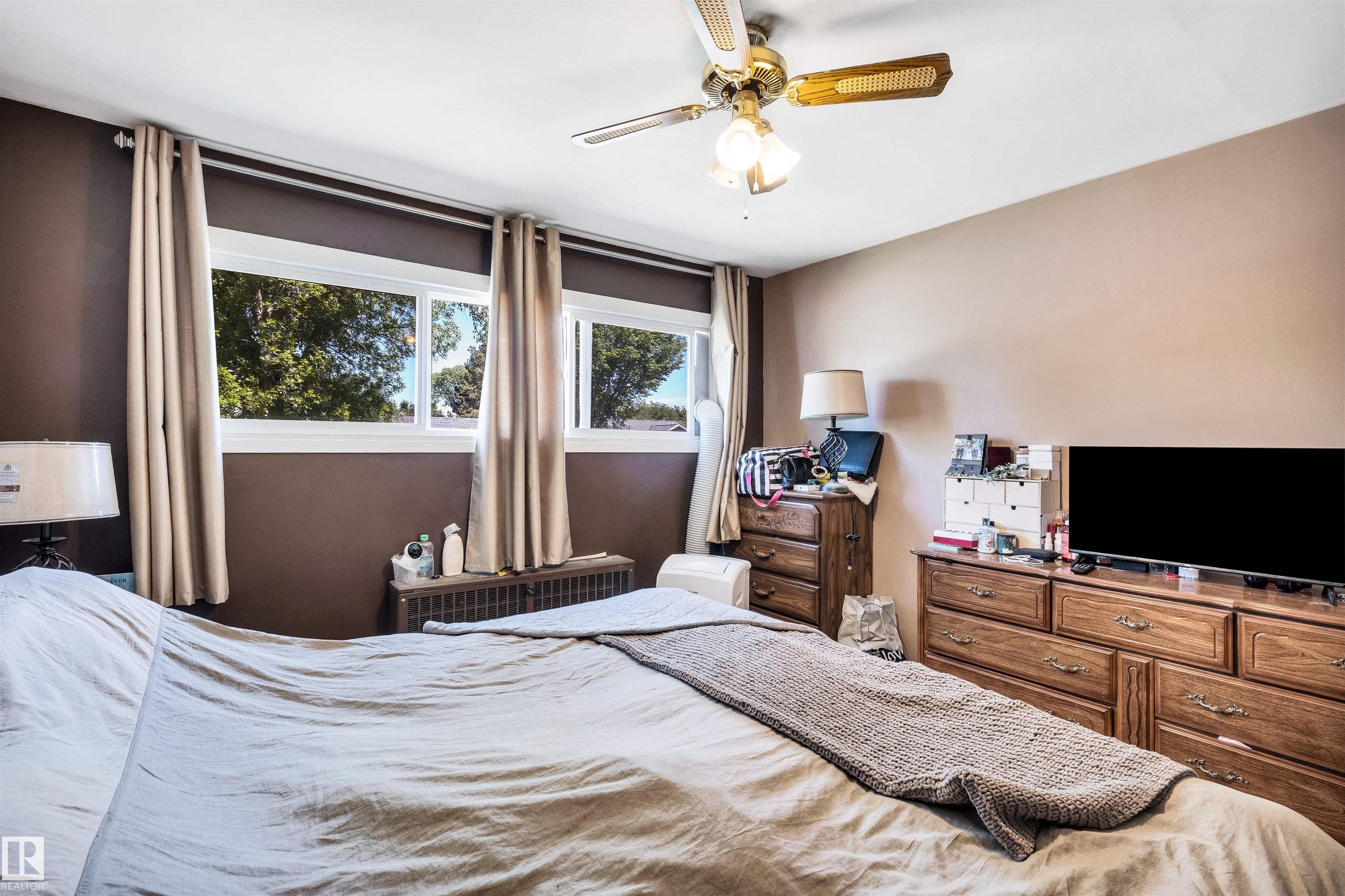 Photo 14 at 3619 110 Avenue NW, Beverly Heights, Edmonton