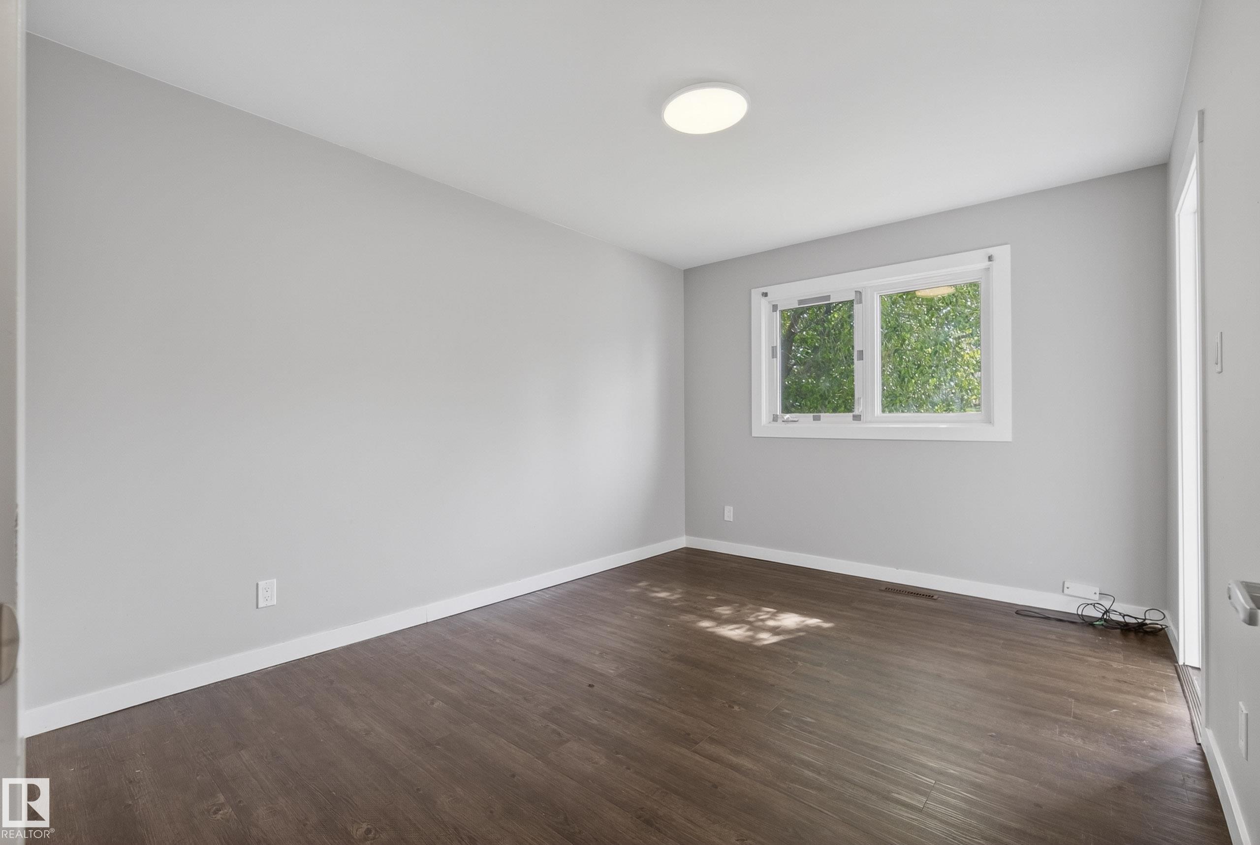 Photo 15 at 9043 52 Street NW, Ottewell, Edmonton