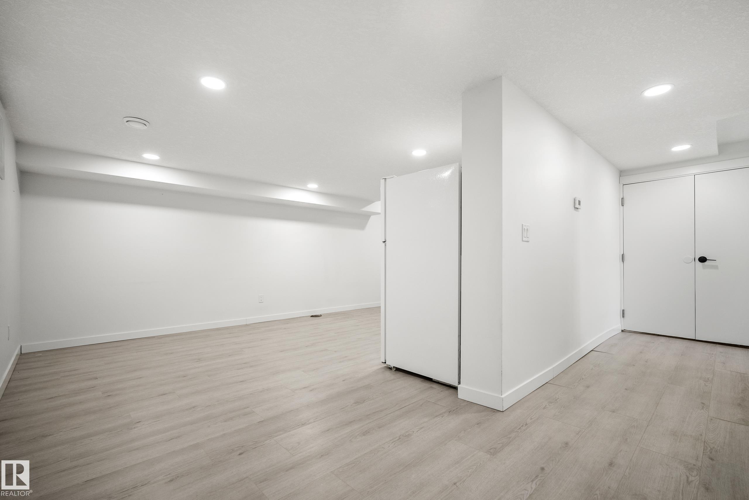 Photo 24 at 9043 52 Street NW, Ottewell, Edmonton