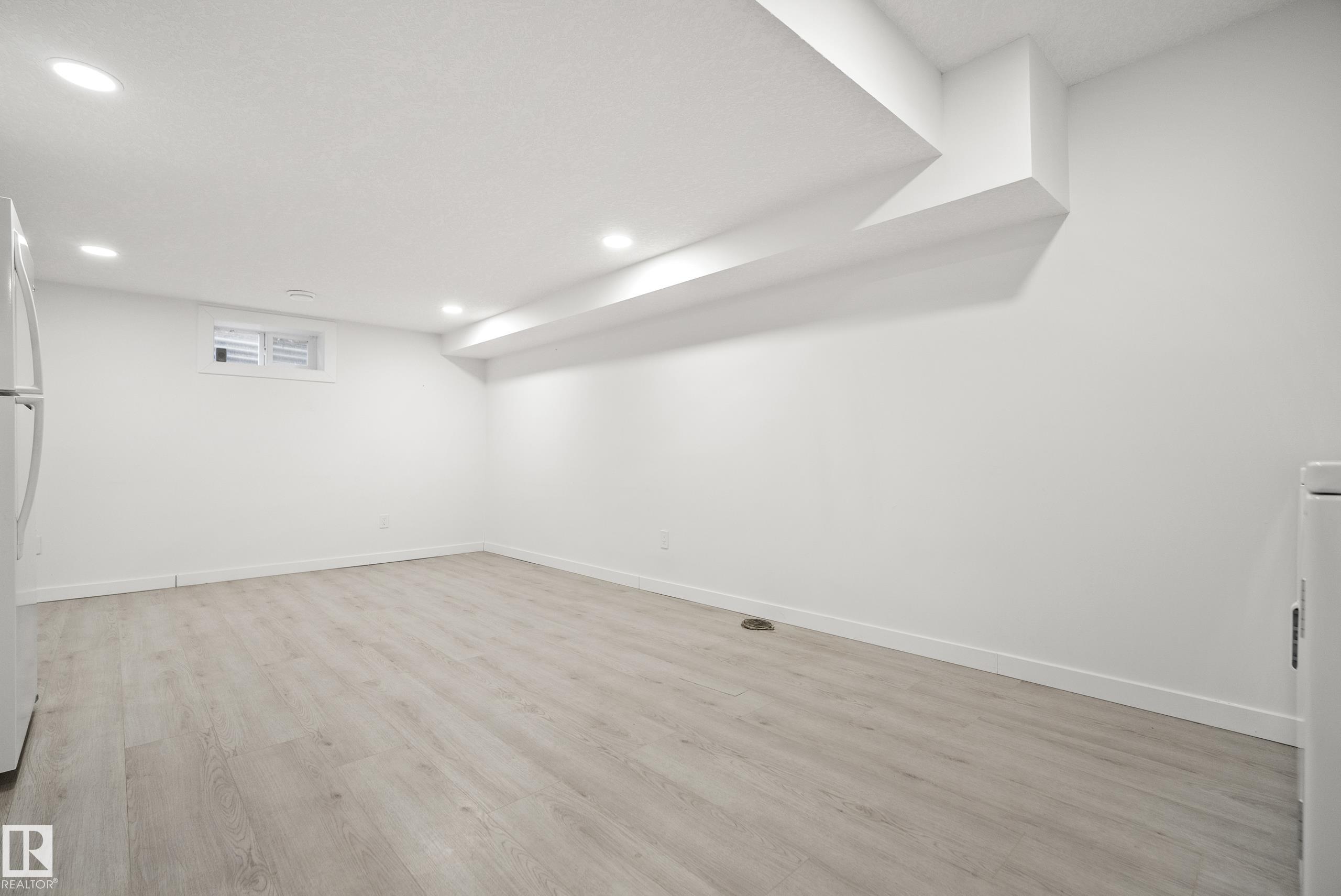 Photo 36 at 9043 52 Street NW, Ottewell, Edmonton