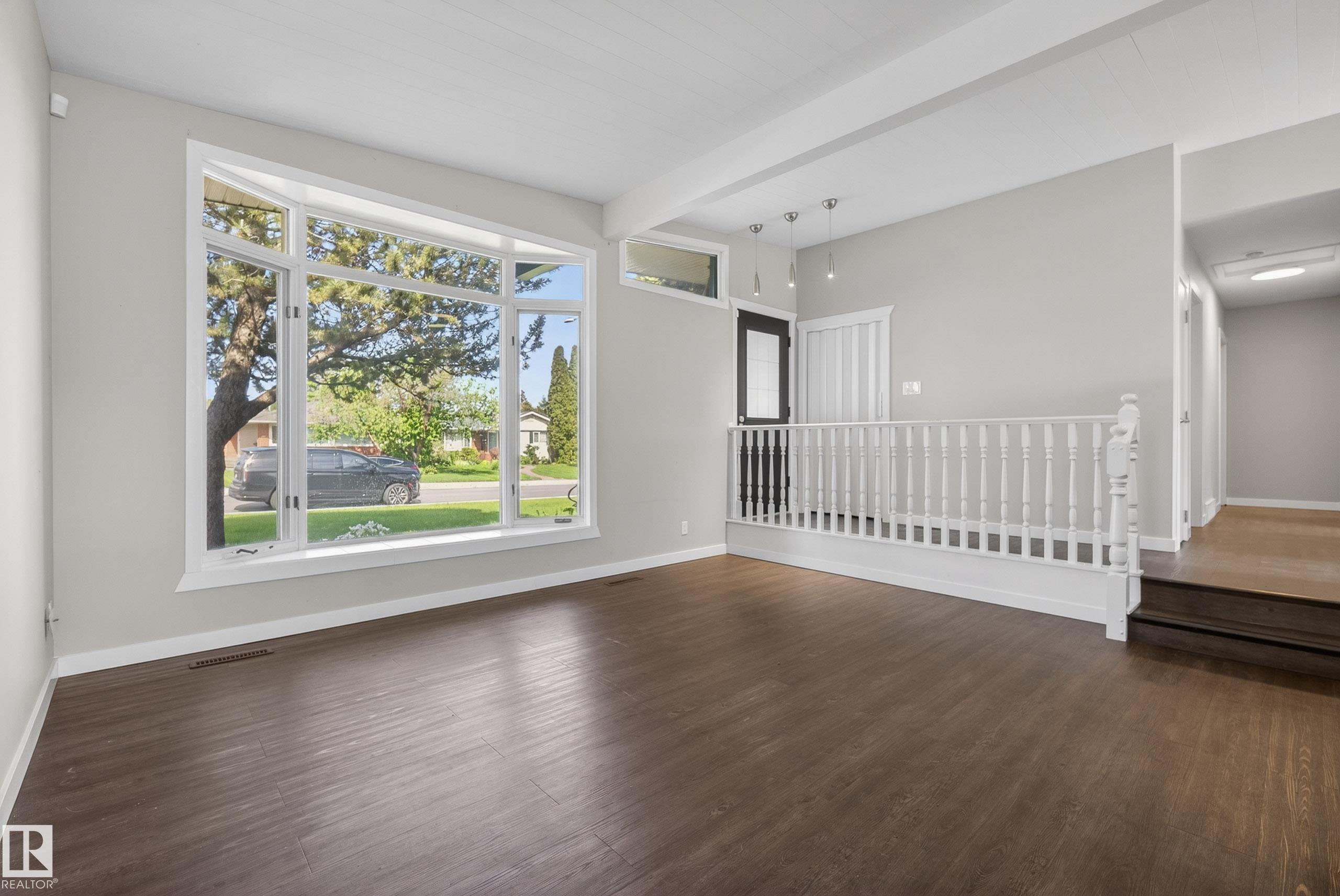 Photo 10 at 9043 52 Street NW, Ottewell, Edmonton