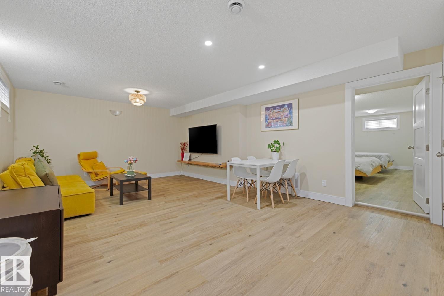 Photo 27 at 7807 132 Avenue NW, Balwin, Edmonton