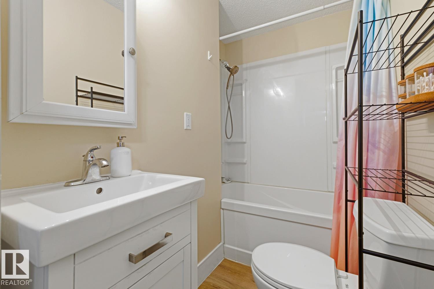 Photo 32 at 7807 132 Avenue NW, Balwin, Edmonton