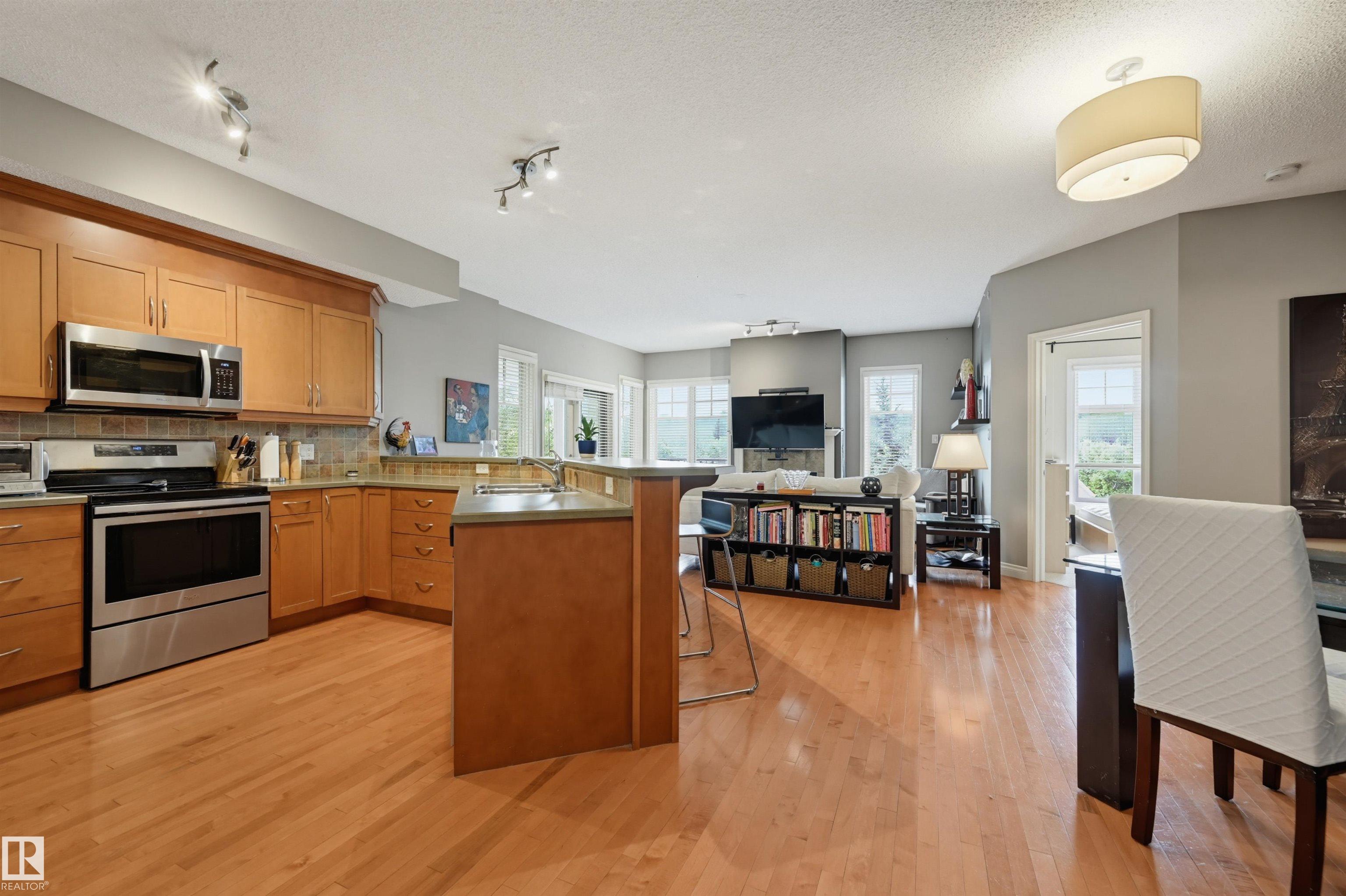 409 - 9811 96a Street NW, Cloverdale, Edmonton