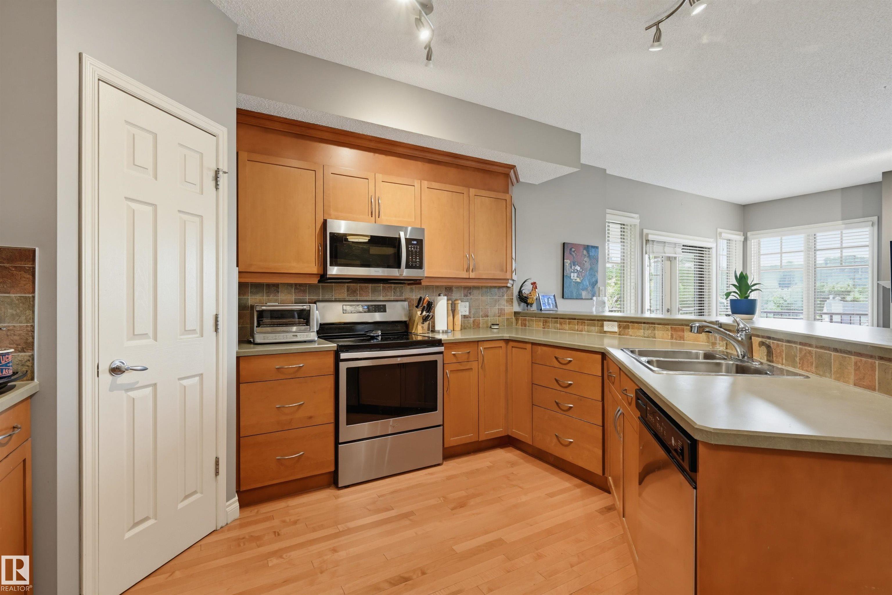 Photo 13 at 409 - 9811 96a Street NW, Cloverdale, Edmonton