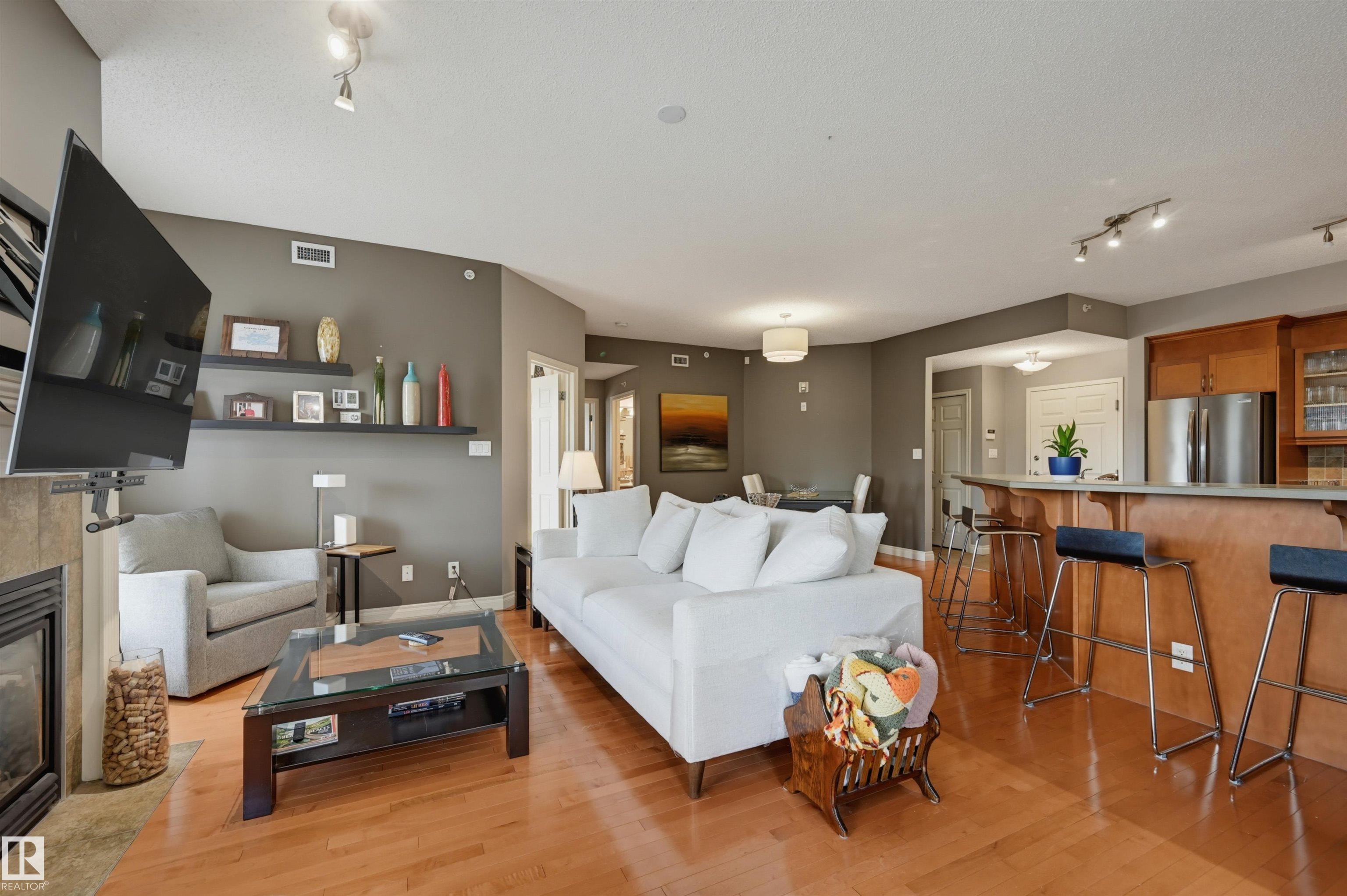 Photo 8 at 409 - 9811 96a Street NW, Cloverdale, Edmonton