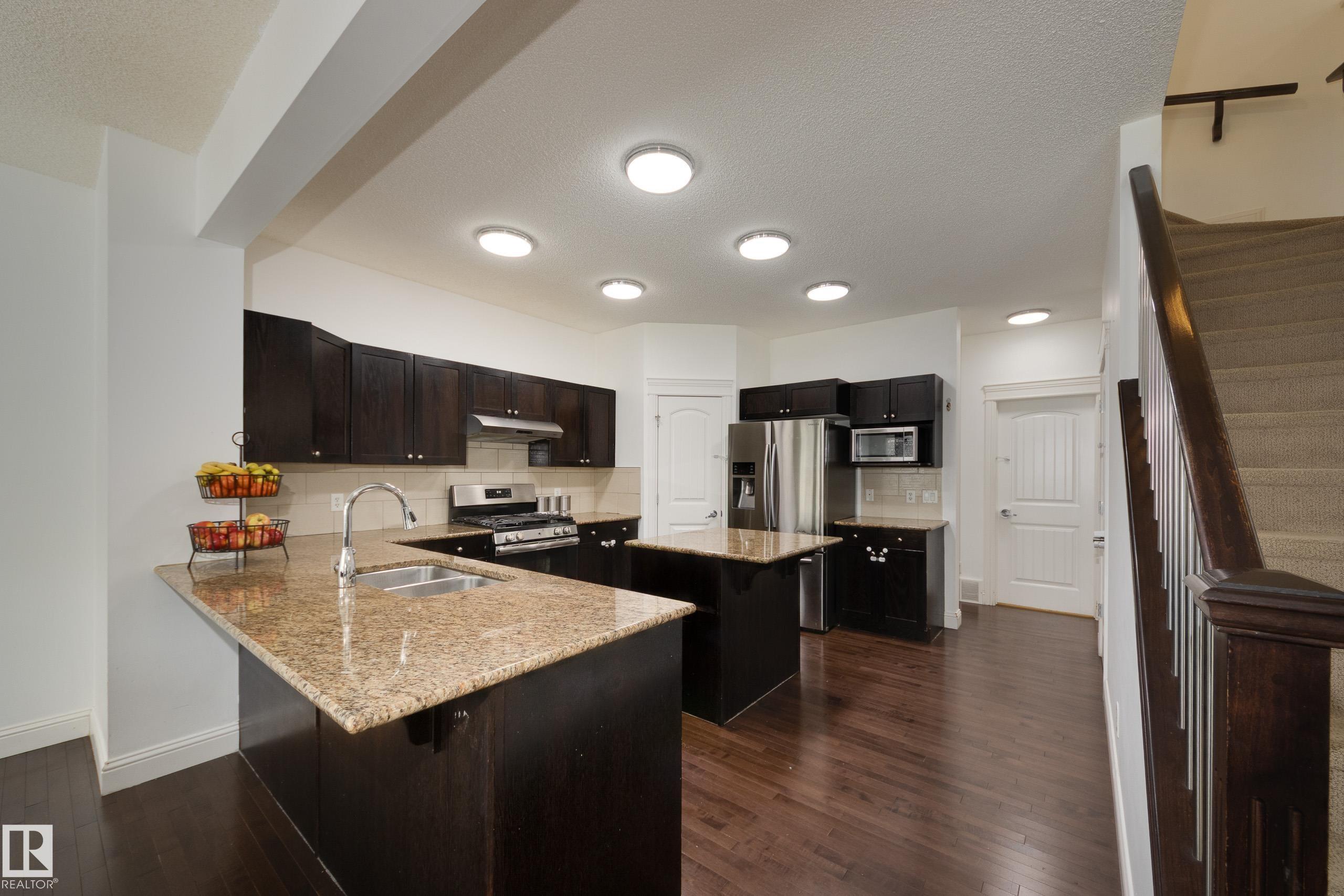 Photo 13 at 6131 10 Avenue SW, Walker, Edmonton