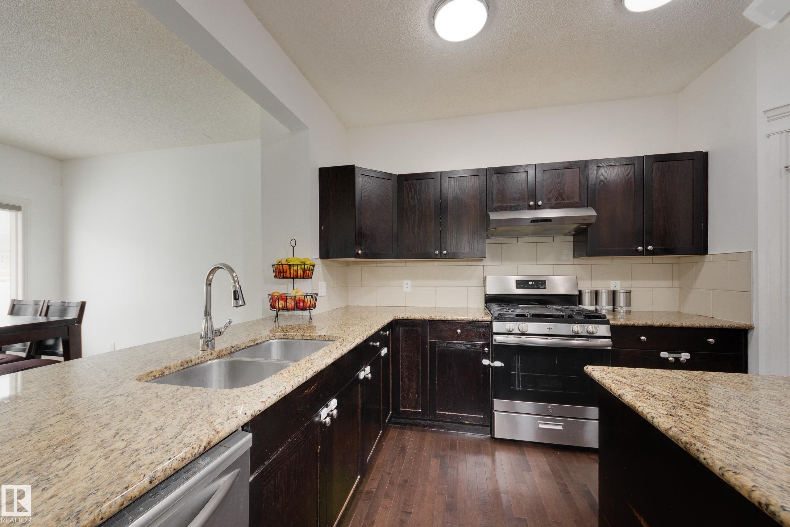 Photo 16 at 6131 10 Avenue SW, Walker, Edmonton