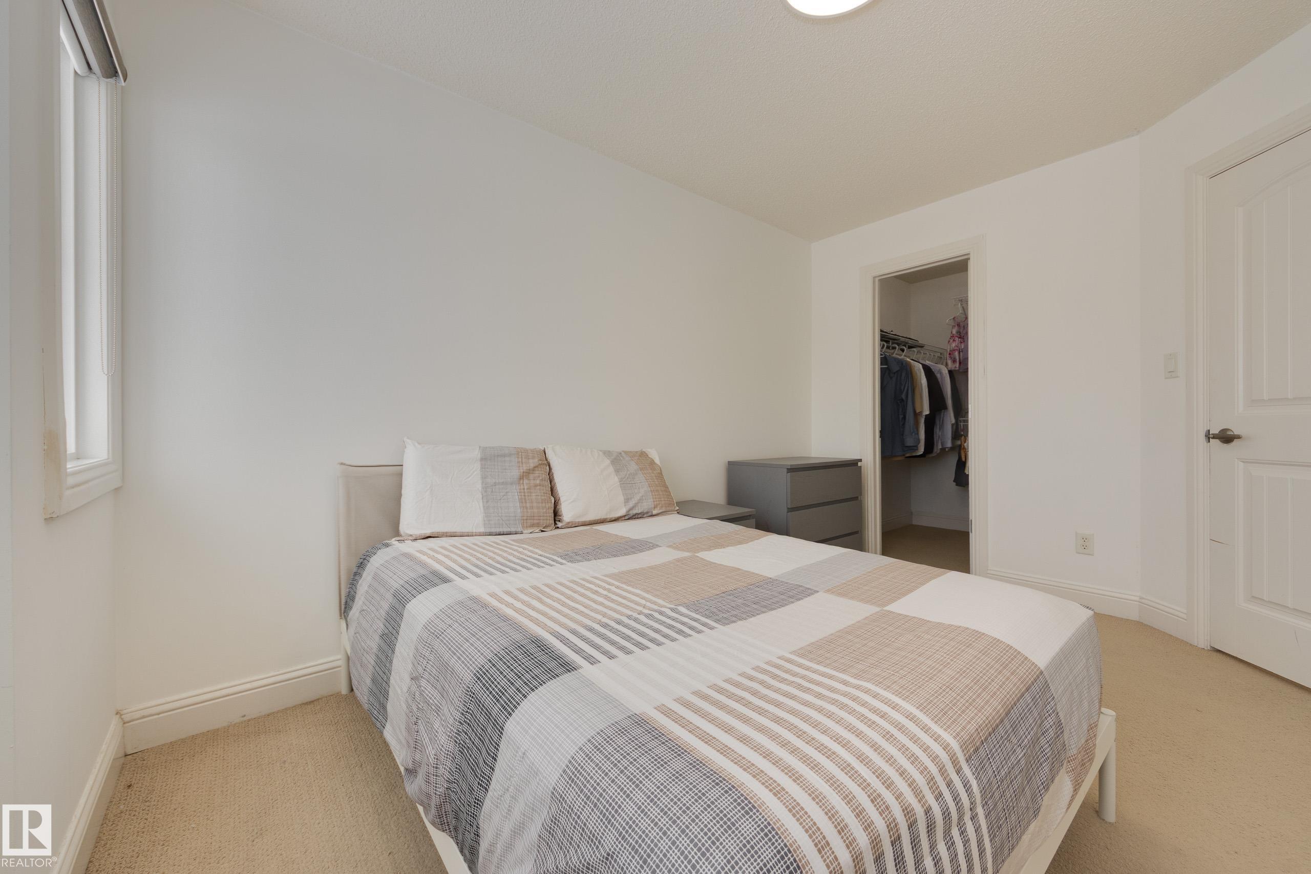 Photo 32 at 6131 10 Avenue SW, Walker, Edmonton