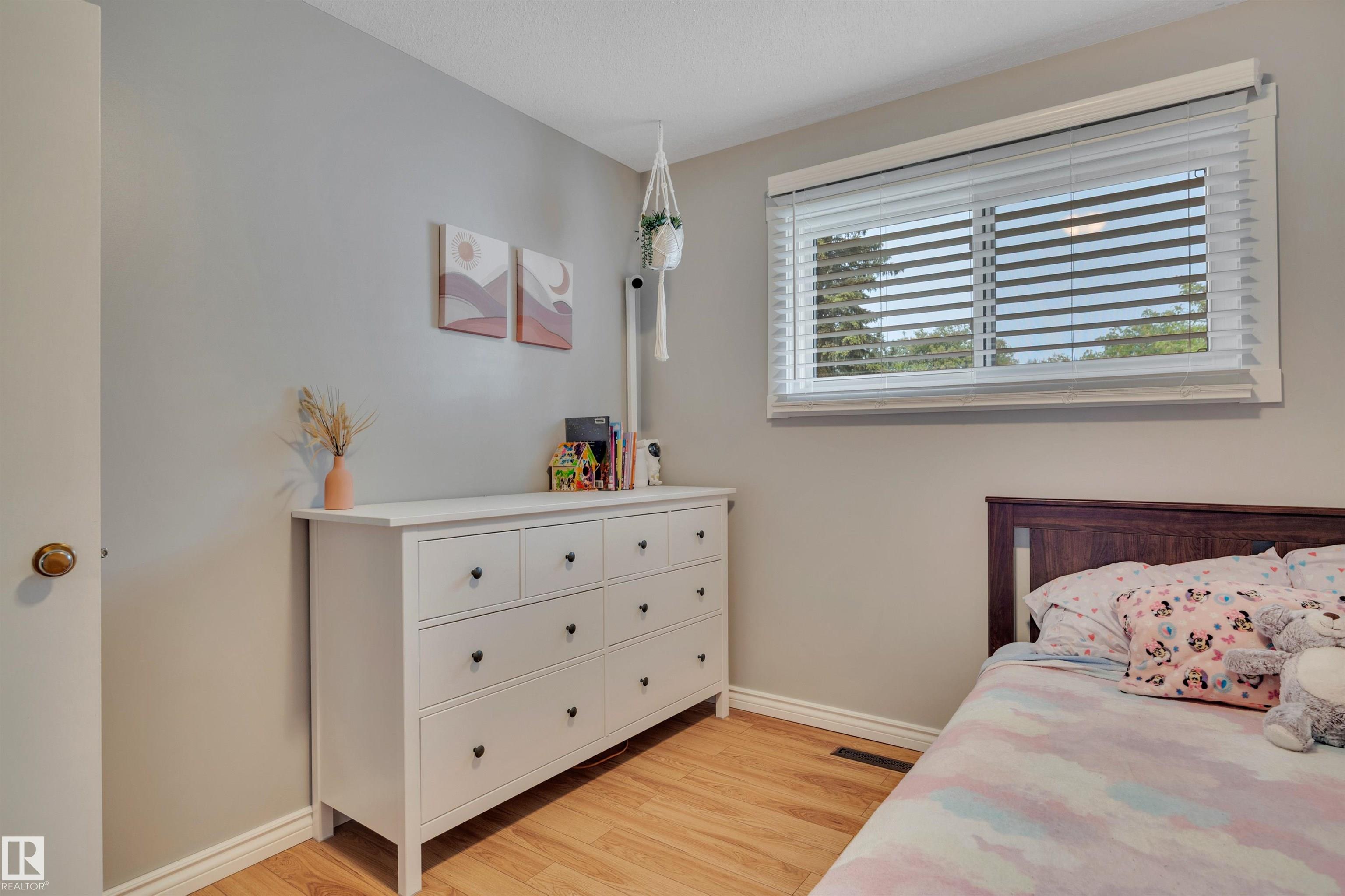 Photo 12 at 76 Merrywood Crescent, Mills Haven, Sherwood Park