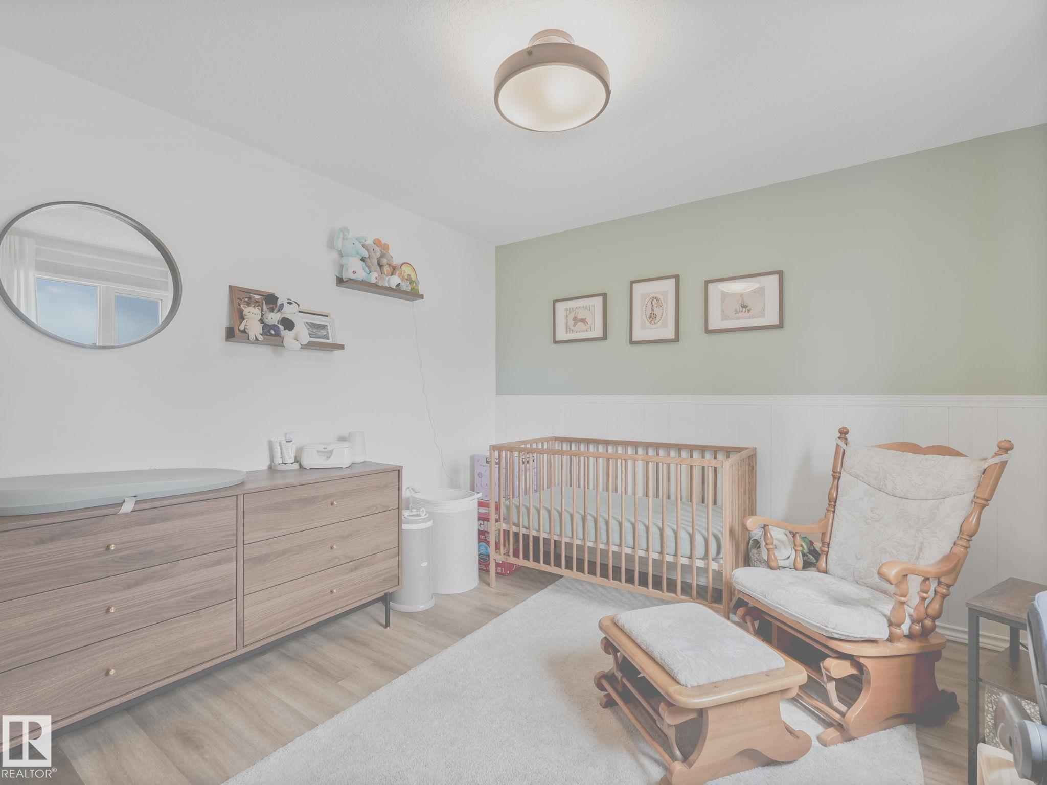 Photo 24 at 3904 35 Avenue NW, Minchau, Edmonton