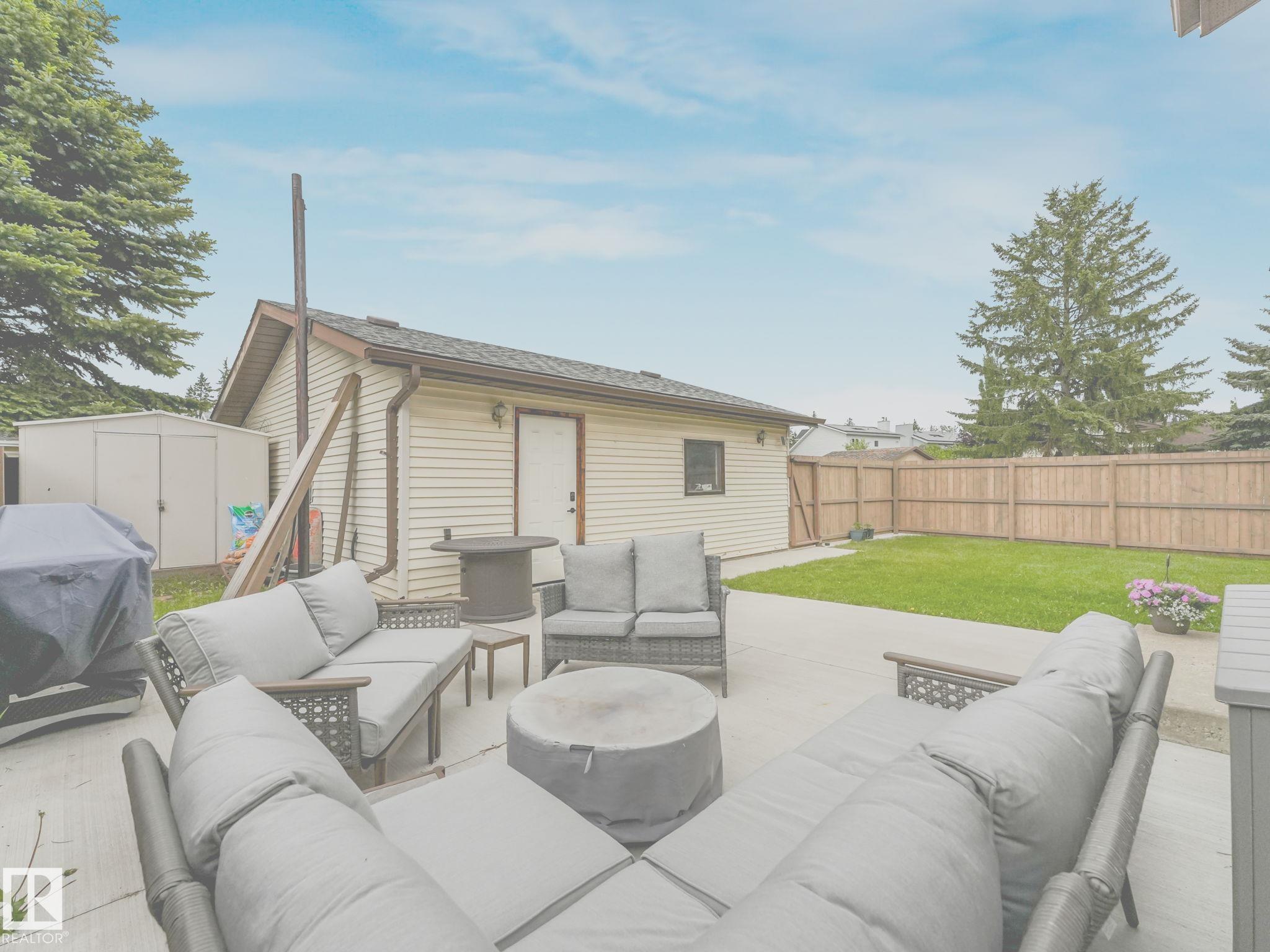 Photo 54 at 3904 35 Avenue NW, Minchau, Edmonton