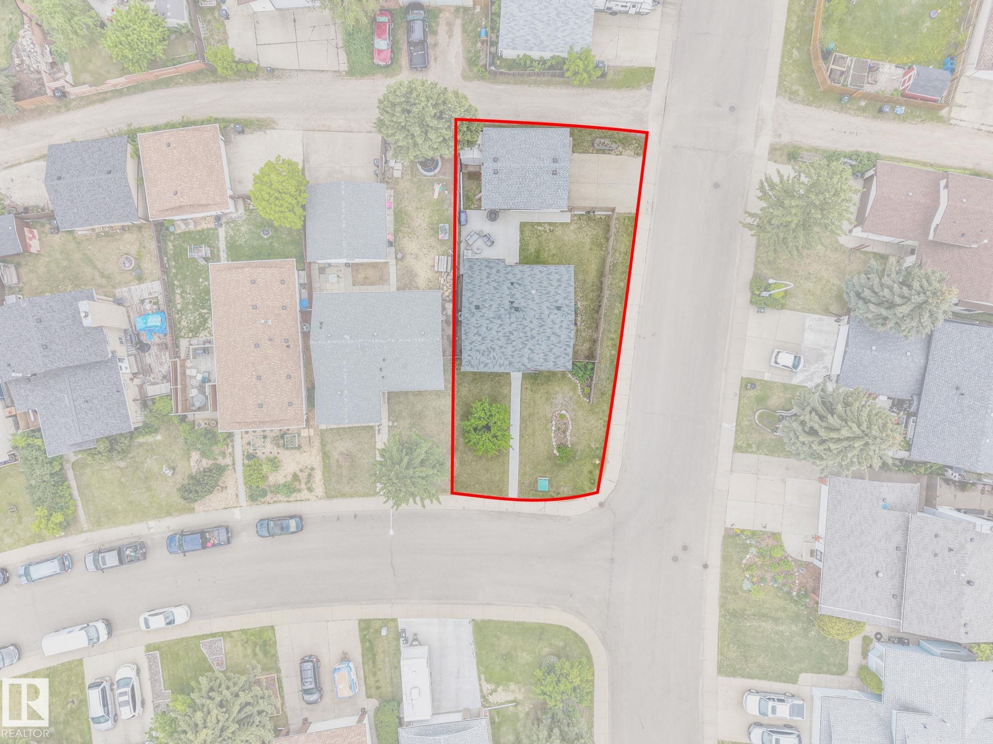 Photo 61 at 3904 35 Avenue NW, Minchau, Edmonton