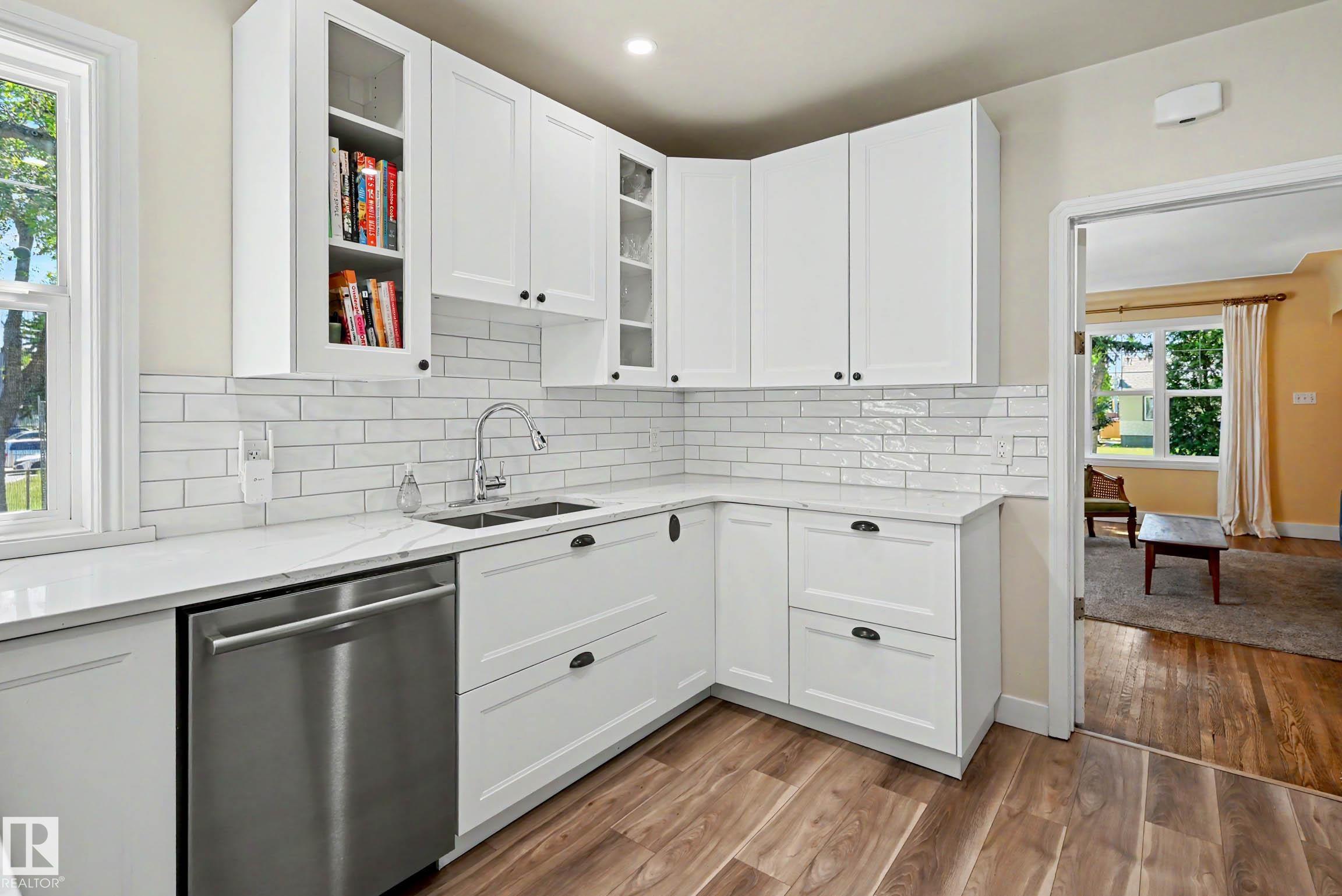 Photo 11 at 11603 71 Street NW, Bellevue, Edmonton