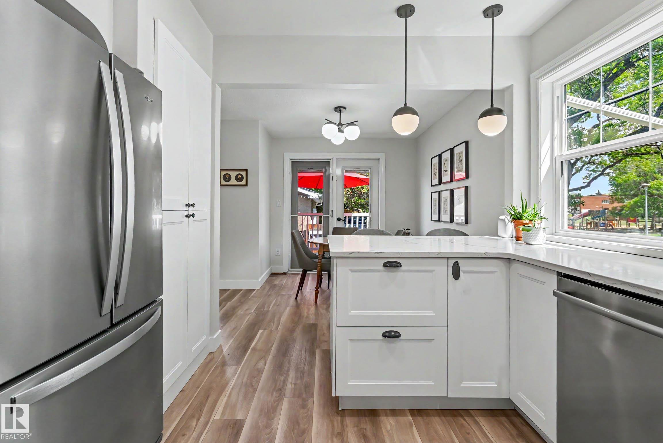 Photo 13 at 11603 71 Street NW, Bellevue, Edmonton