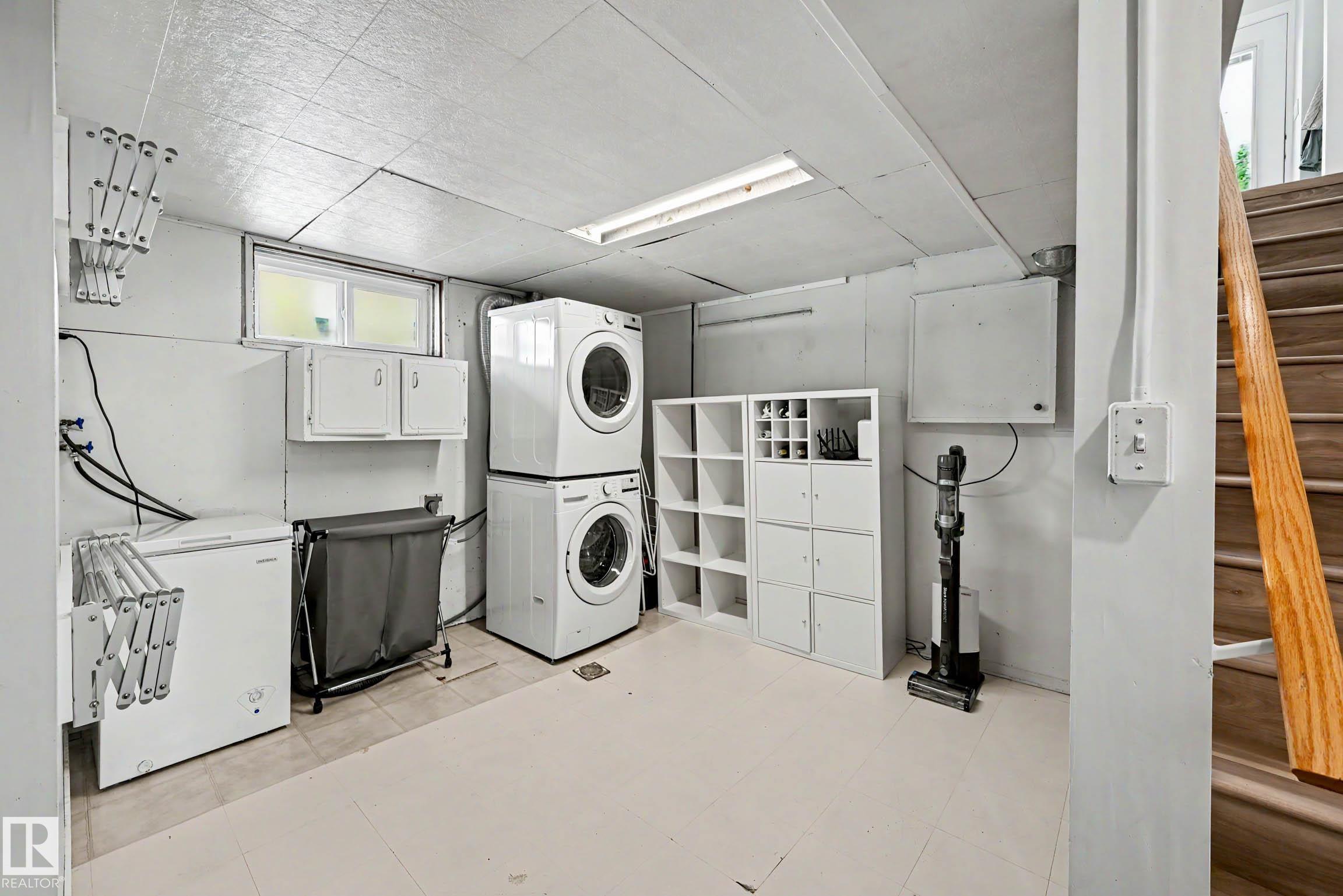 Photo 26 at 11603 71 Street NW, Bellevue, Edmonton