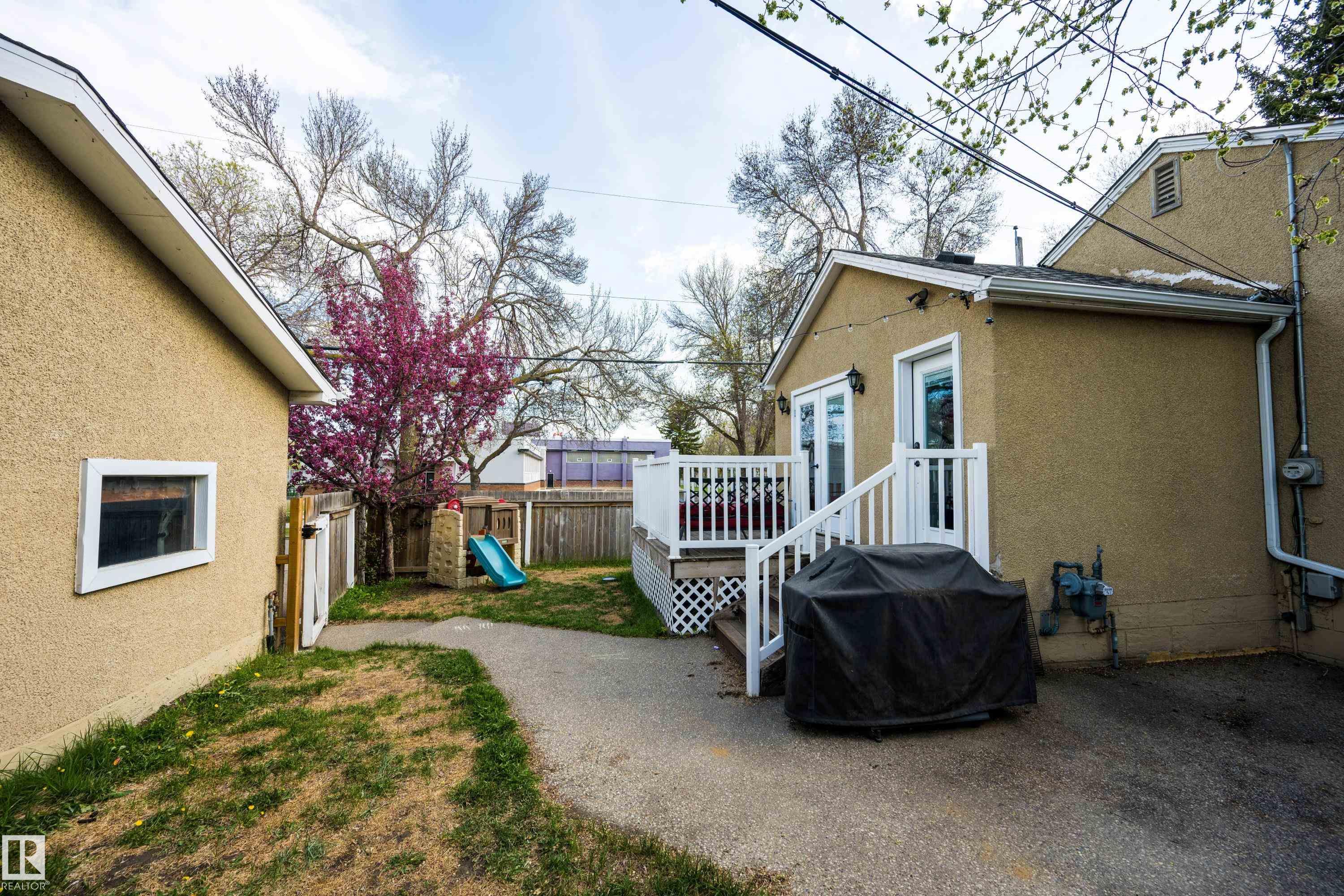Photo 39 at 11603 71 Street NW, Bellevue, Edmonton