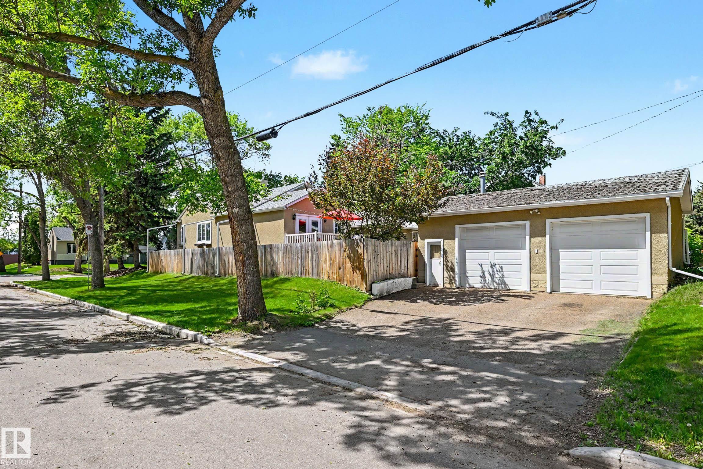 Photo 41 at 11603 71 Street NW, Bellevue, Edmonton