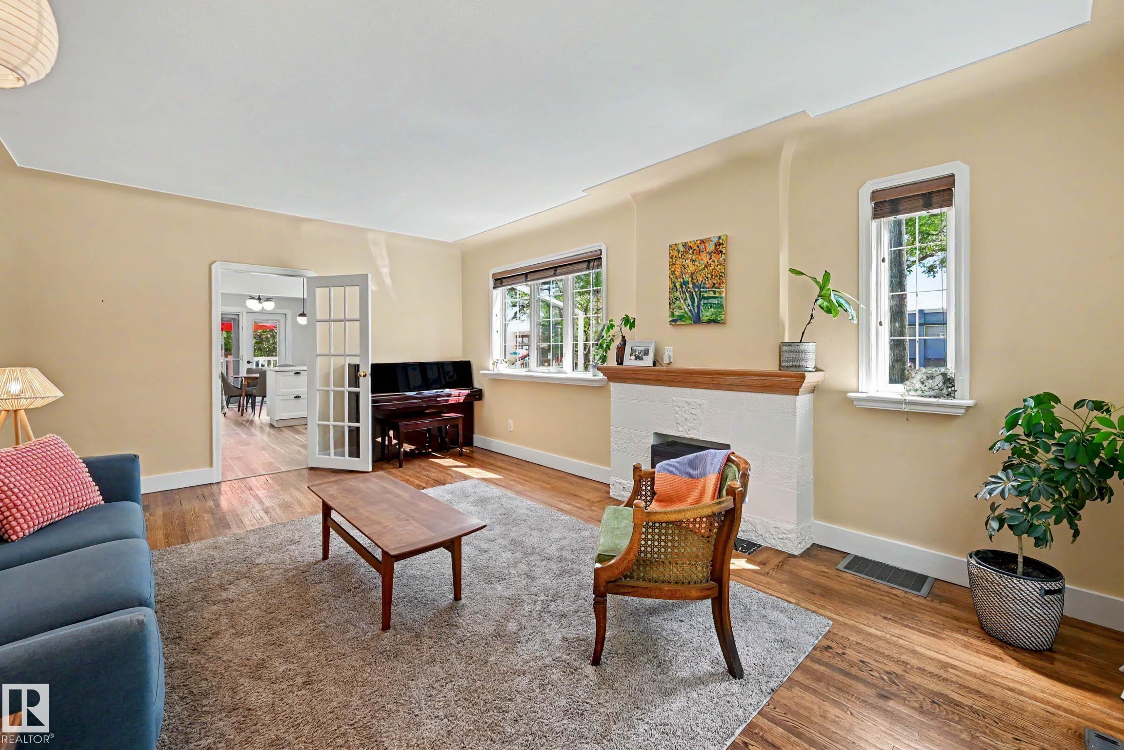 Photo 6 at 11603 71 Street NW, Bellevue, Edmonton