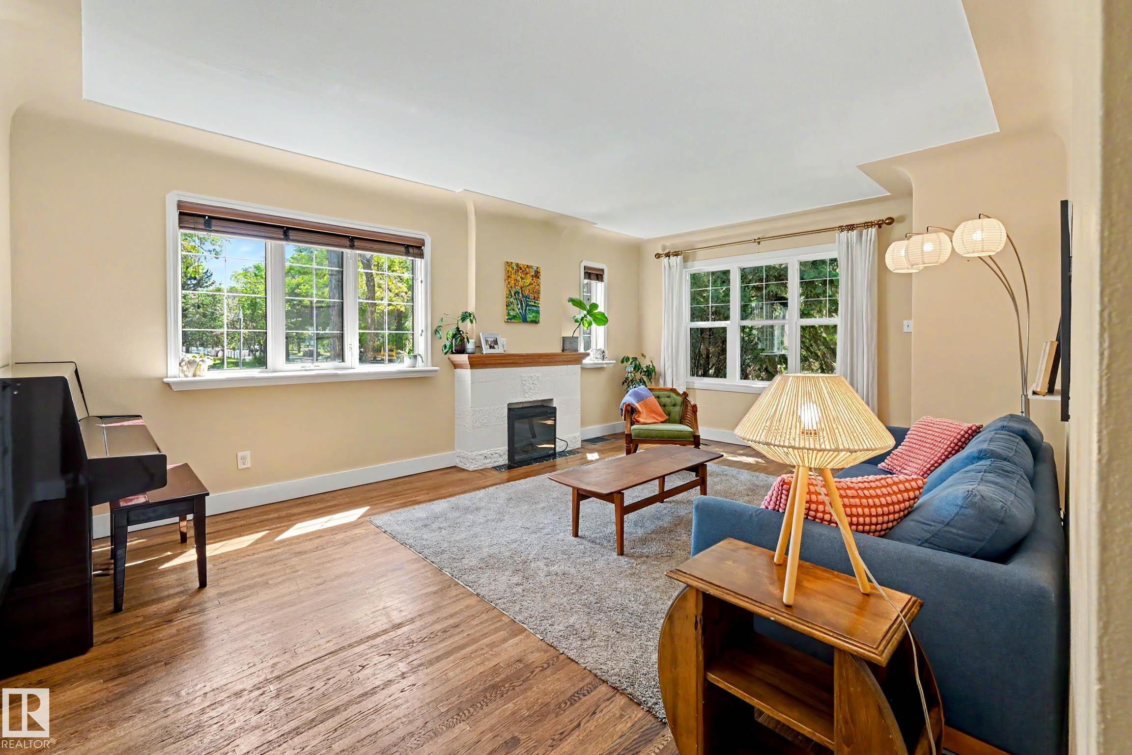 Photo 7 at 11603 71 Street NW, Bellevue, Edmonton