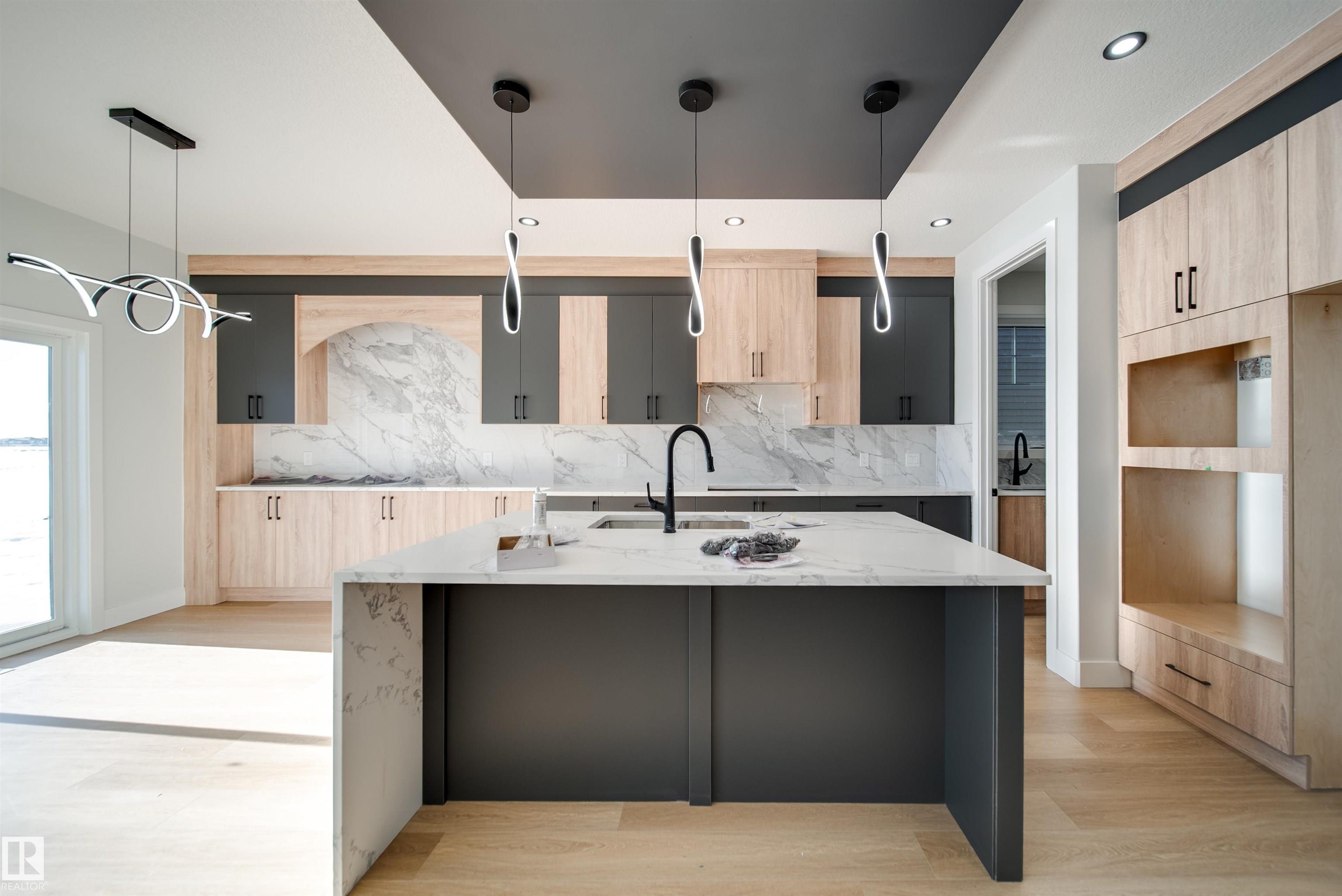 Photo 11 at 7027 177 Avenue NW, Crystallina Nera East, Edmonton