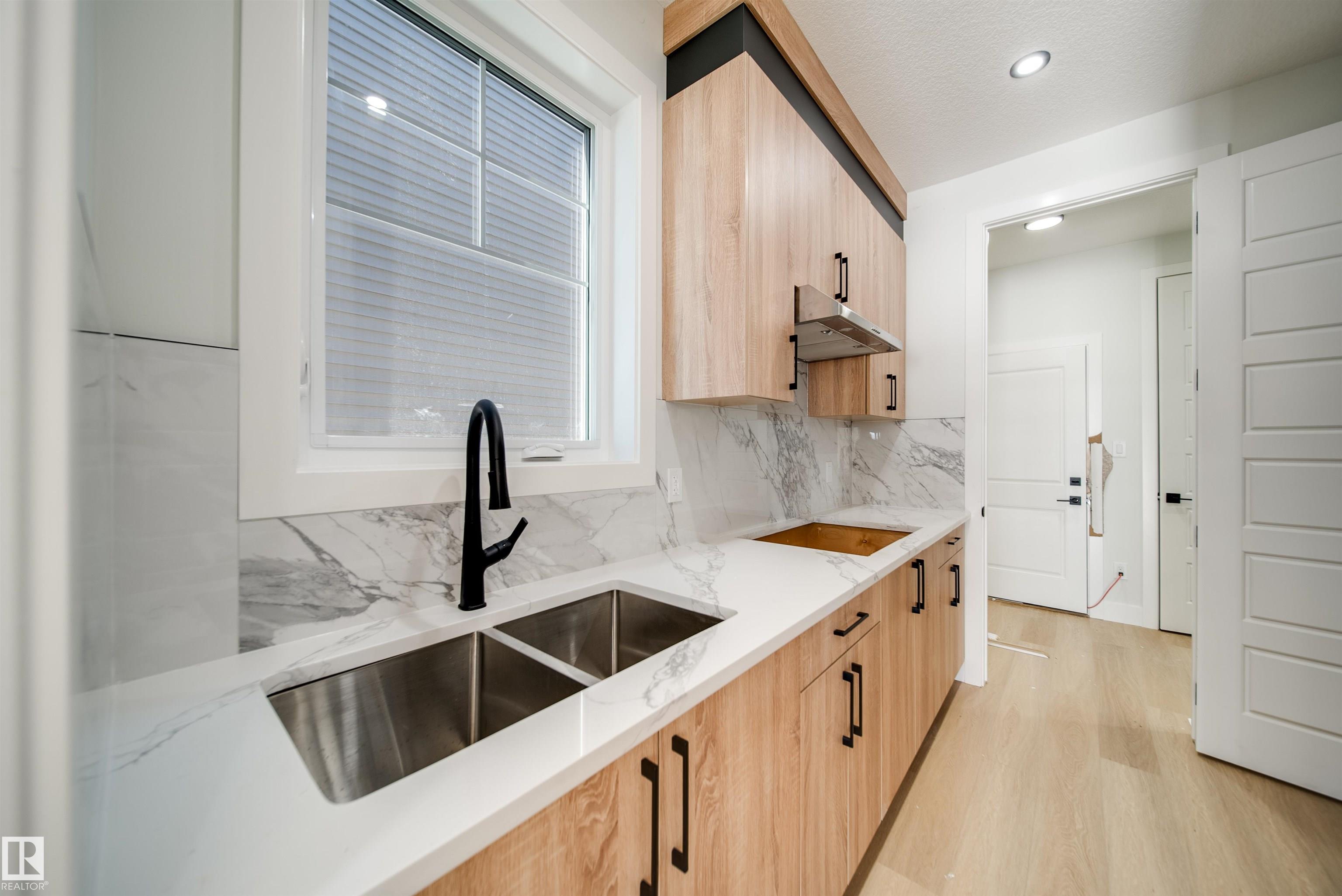 Photo 16 at 7027 177 Avenue NW, Crystallina Nera East, Edmonton