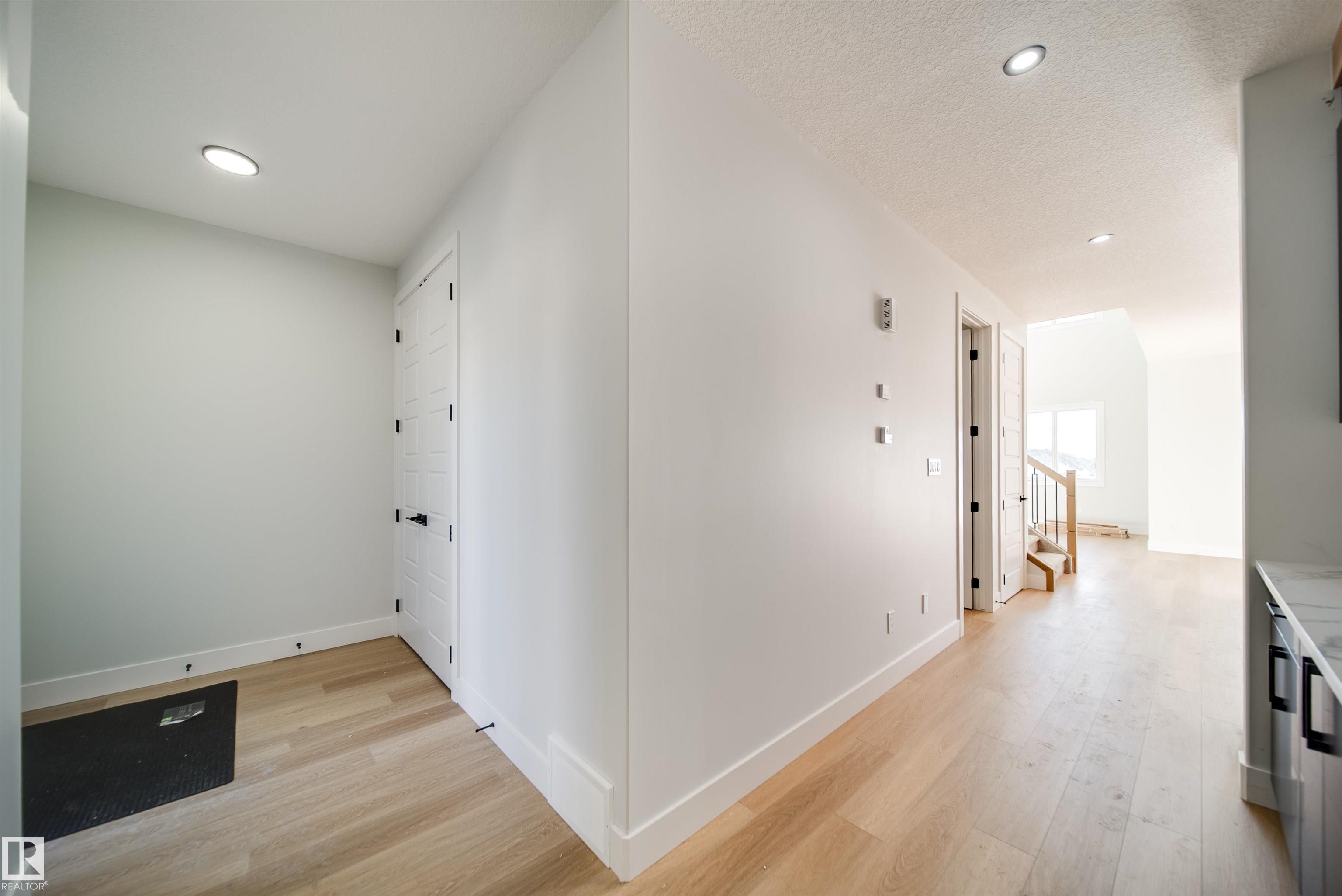 7027 177 Avenue NW, Crystallina Nera East, Edmonton