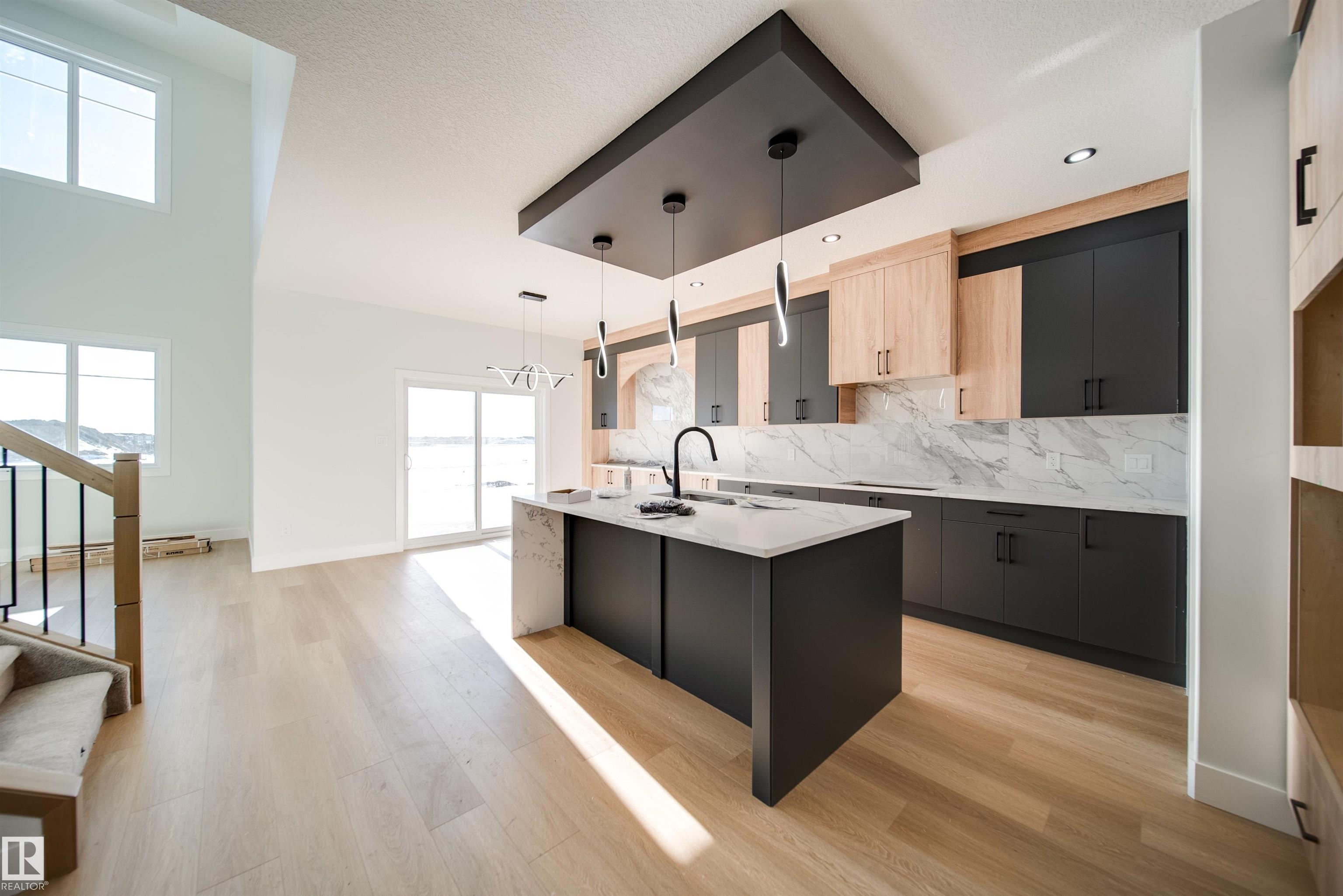 Photo 10 at 7027 177 Avenue NW, Crystallina Nera East, Edmonton