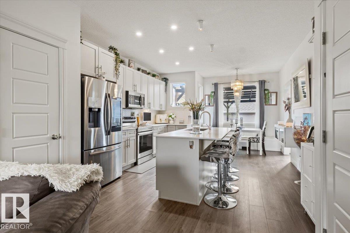 Photo 7 at 5213 22 Avenue SW, Walker, Edmonton