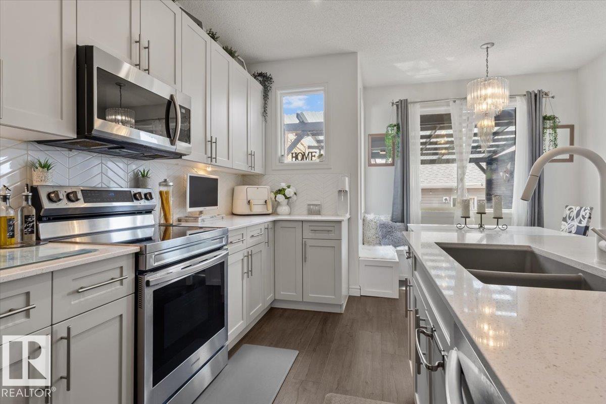 Photo 9 at 5213 22 Avenue SW, Walker, Edmonton